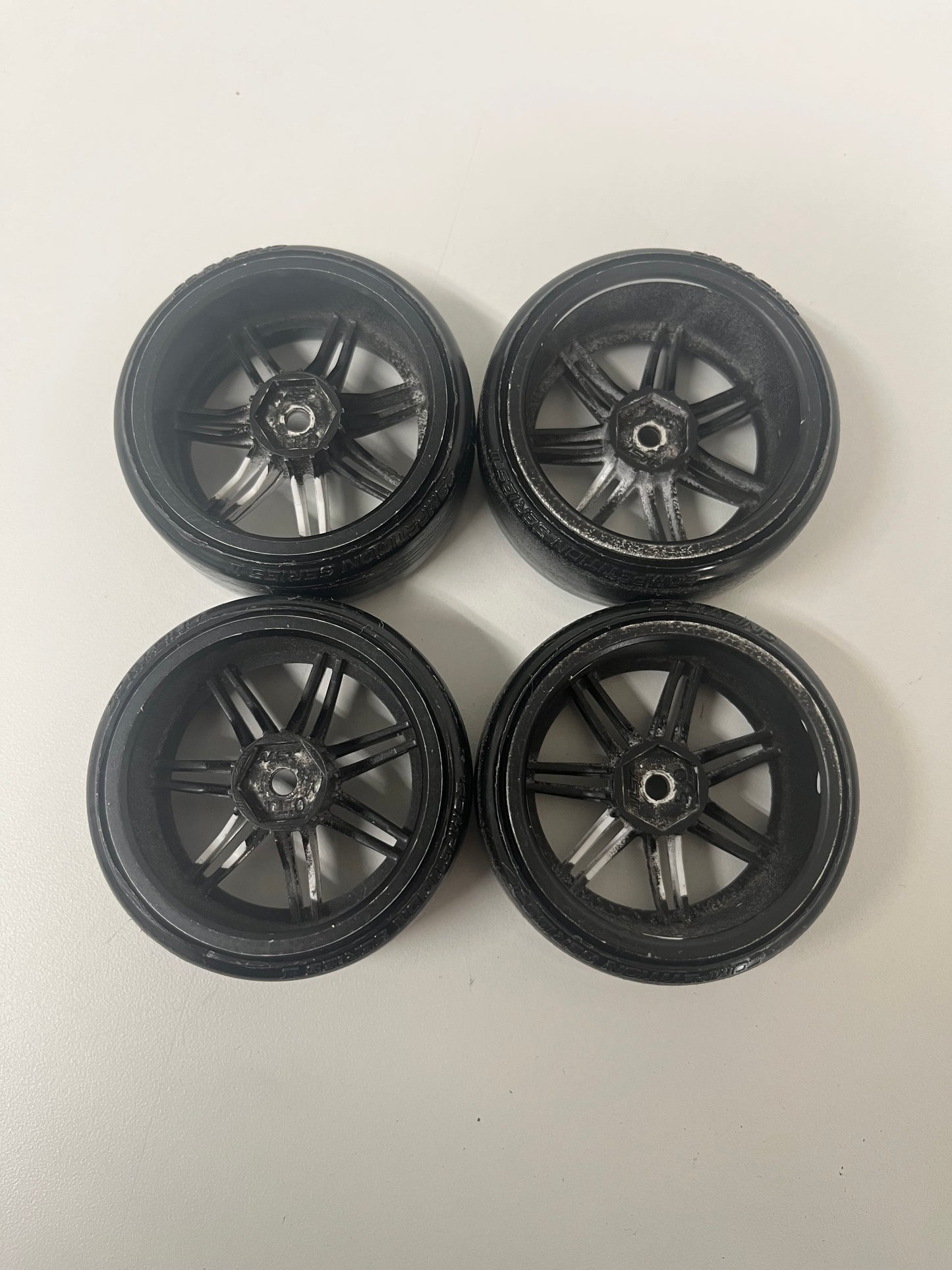 MST Wheels Black White With Tyres Outdoor FFF Zero Offset 5/11