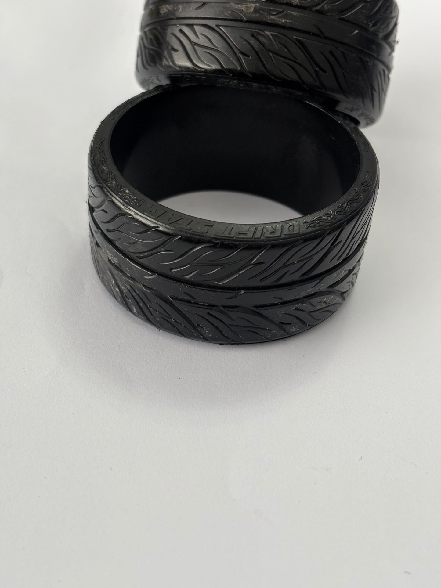 Buzz Break 30MM Tyres Rolling Dancer Drift Star