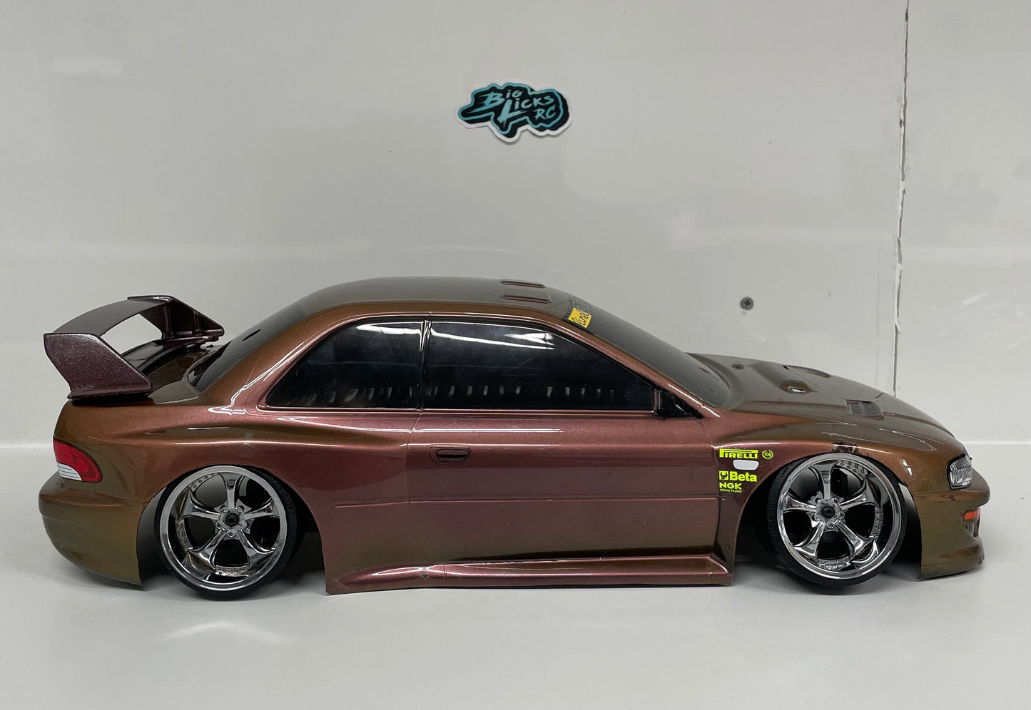 Subaru Impreza STI Bodyshell 22B P1
