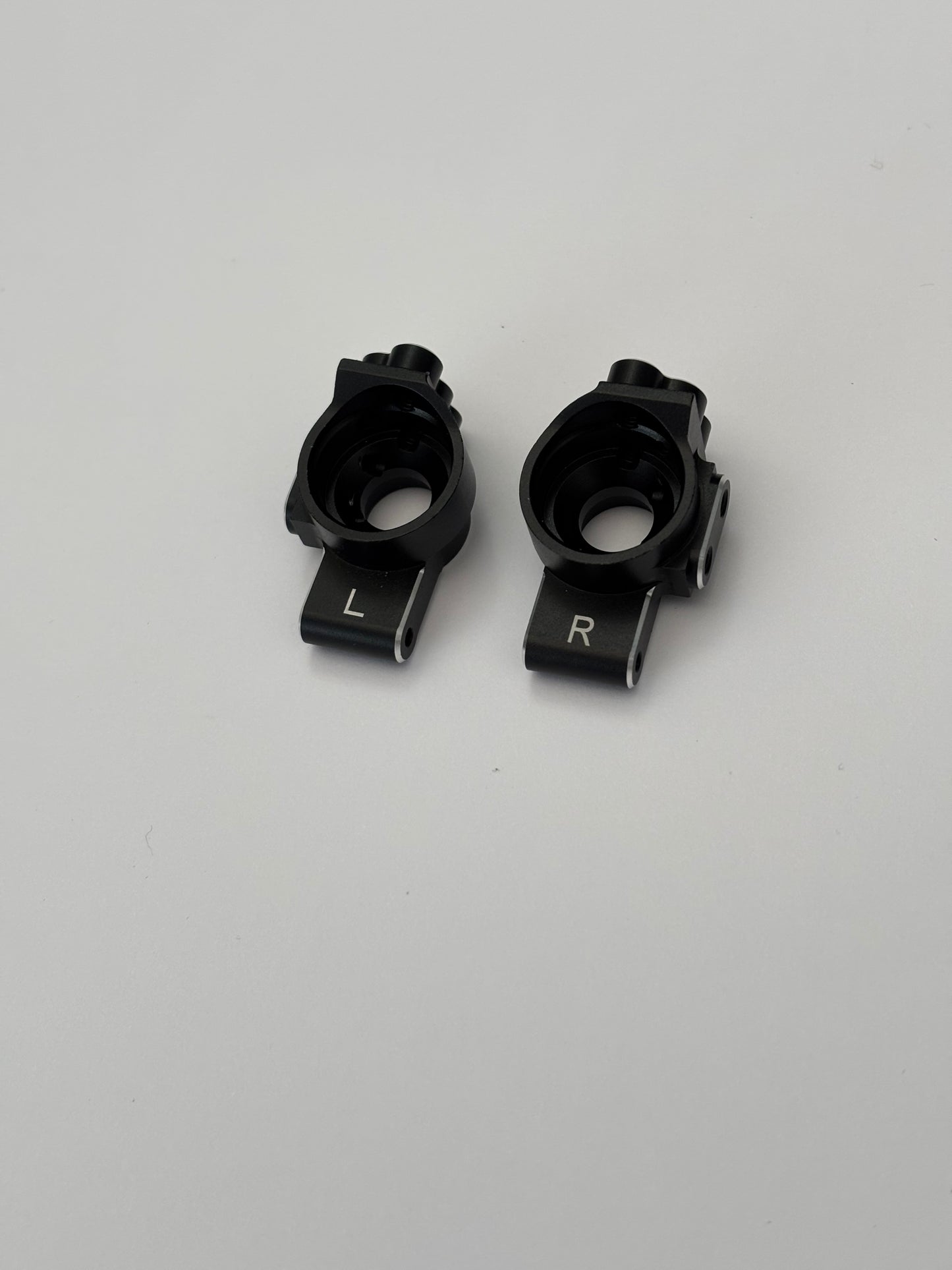 Yokomo Black Alloy Rear Upright Hubs YD2 MC1