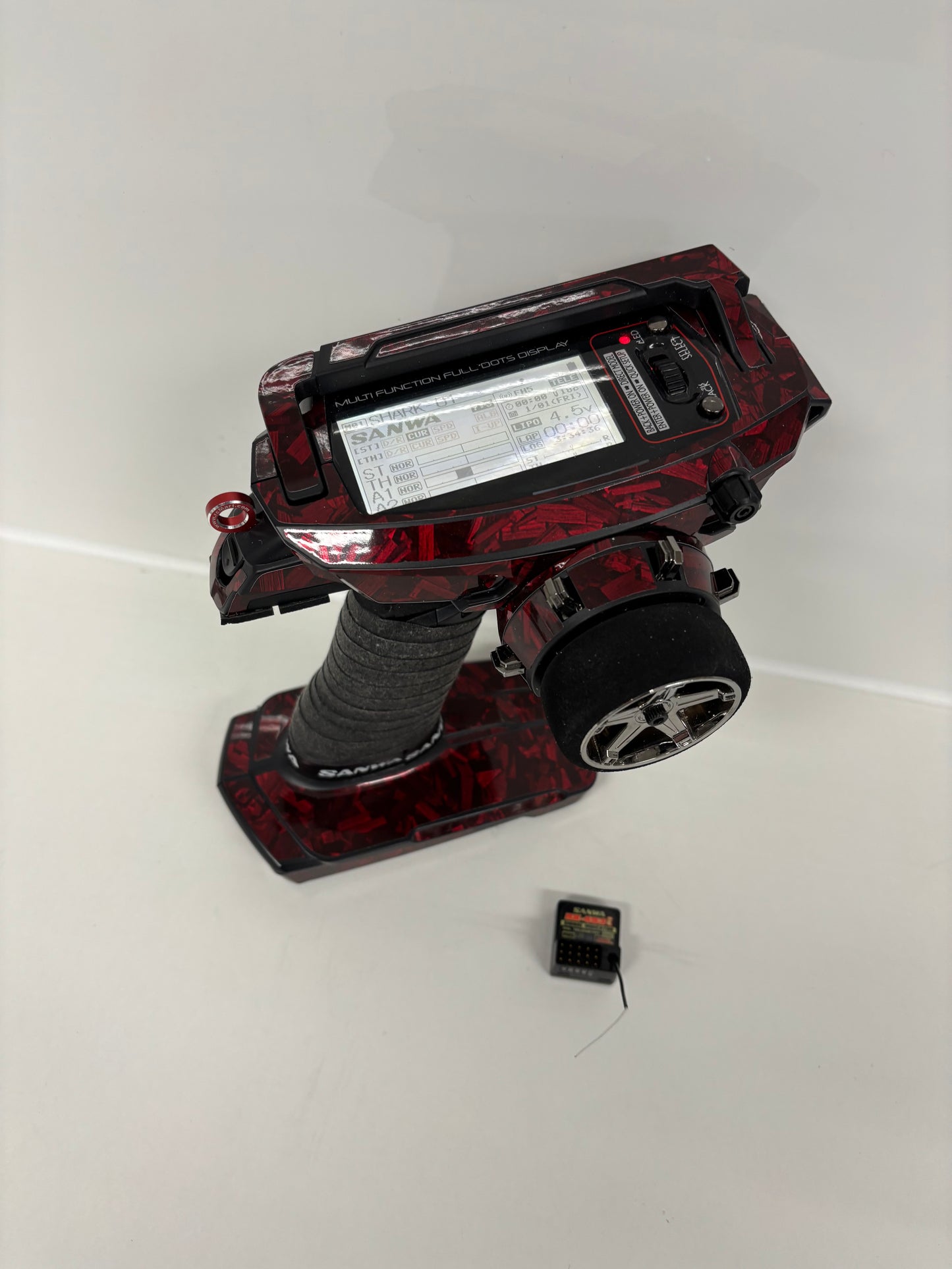 Sanwa MT5 Controller RX 493i Receiver FH5 Red Forged Carbon Wrap