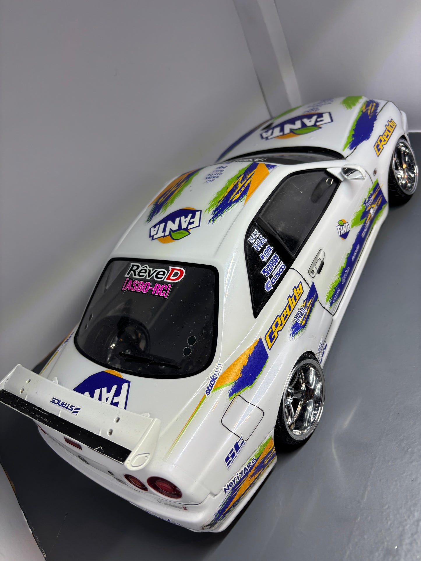 Killerbody Nissan R34 GTR Fanta Bodyshell