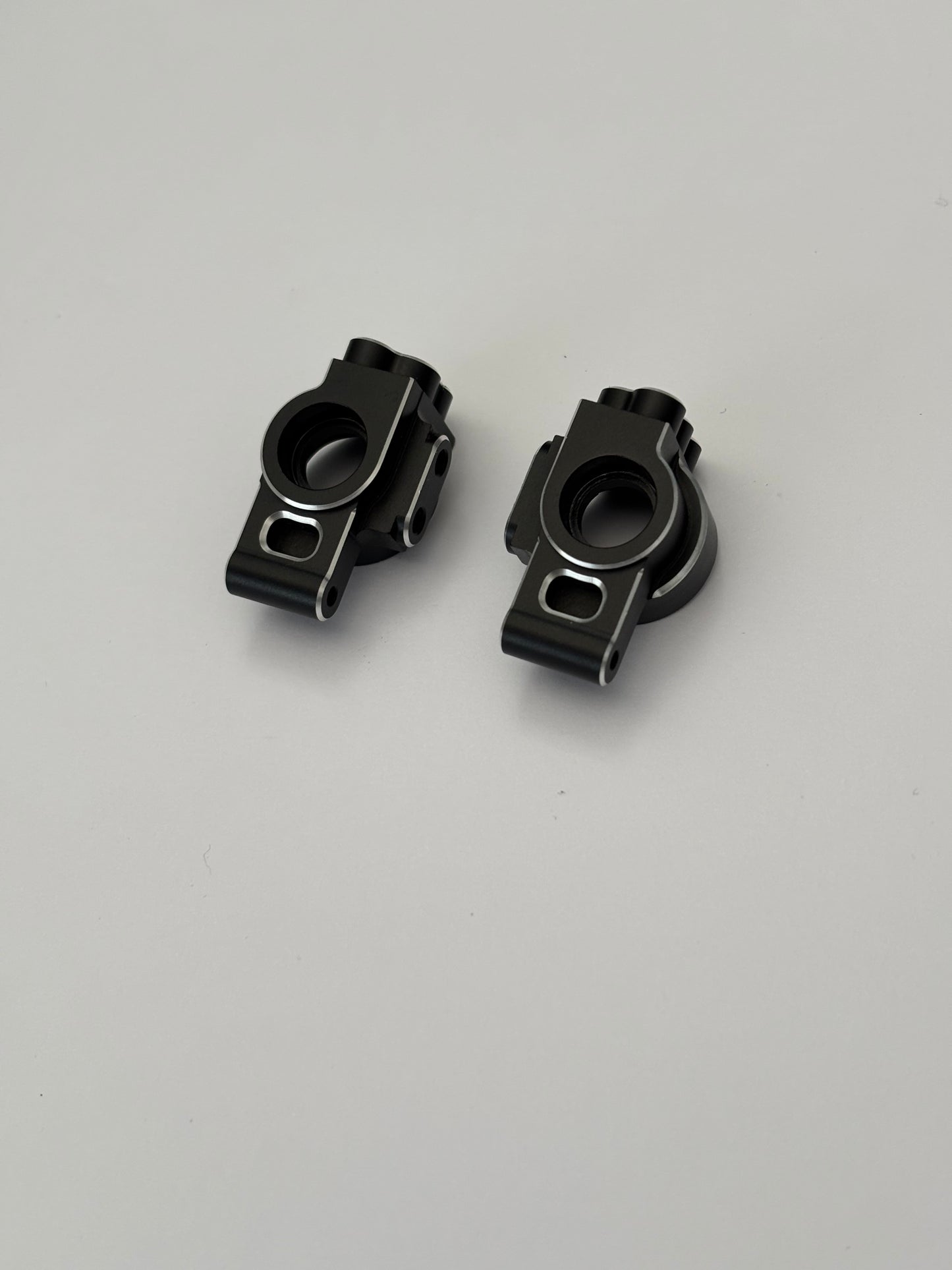 Yokomo Black Alloy Rear Upright Hubs YD2 MC1