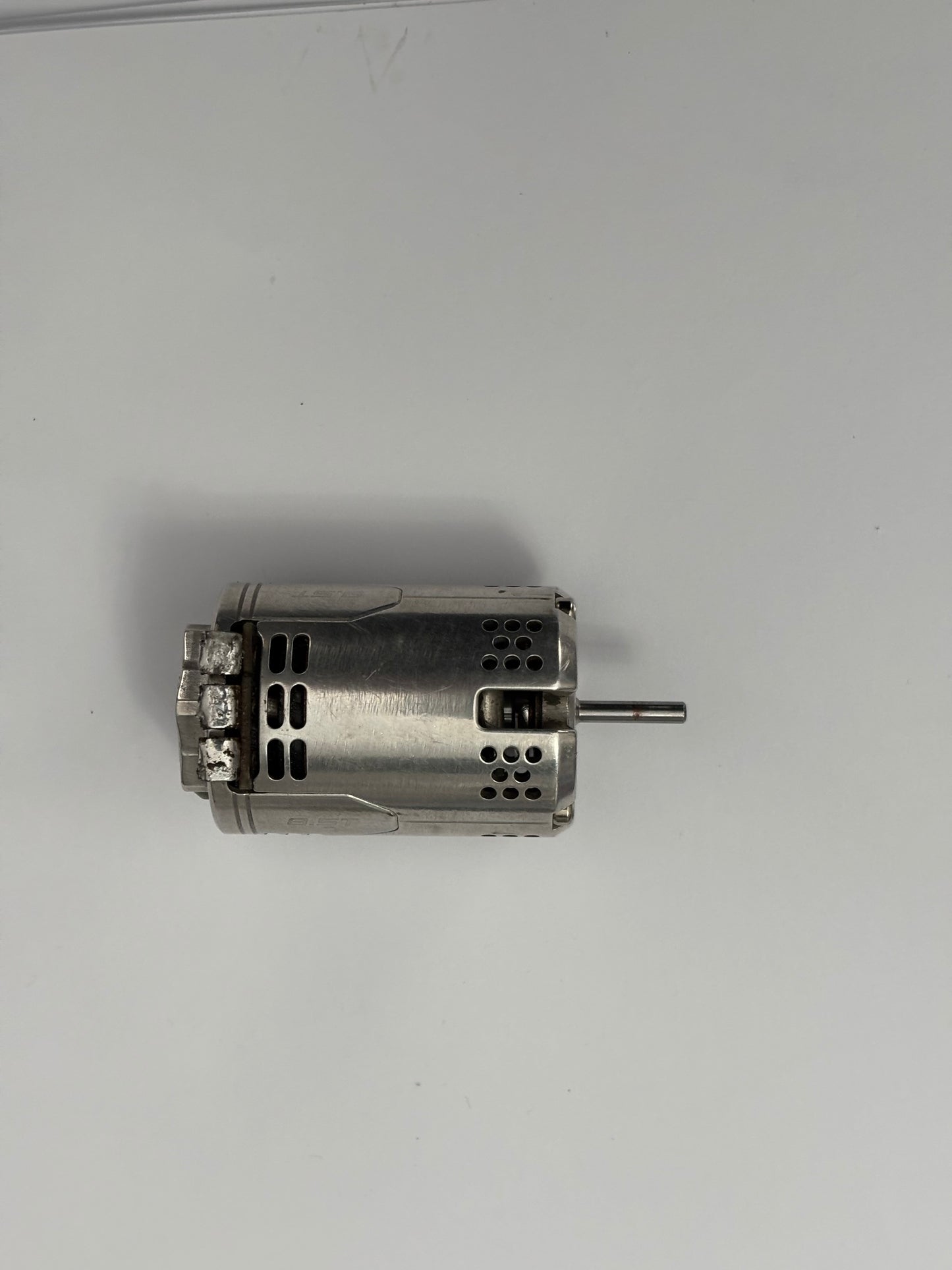 Acuvance Agile Silver 8.5T Polished Motor LV30 Brushless