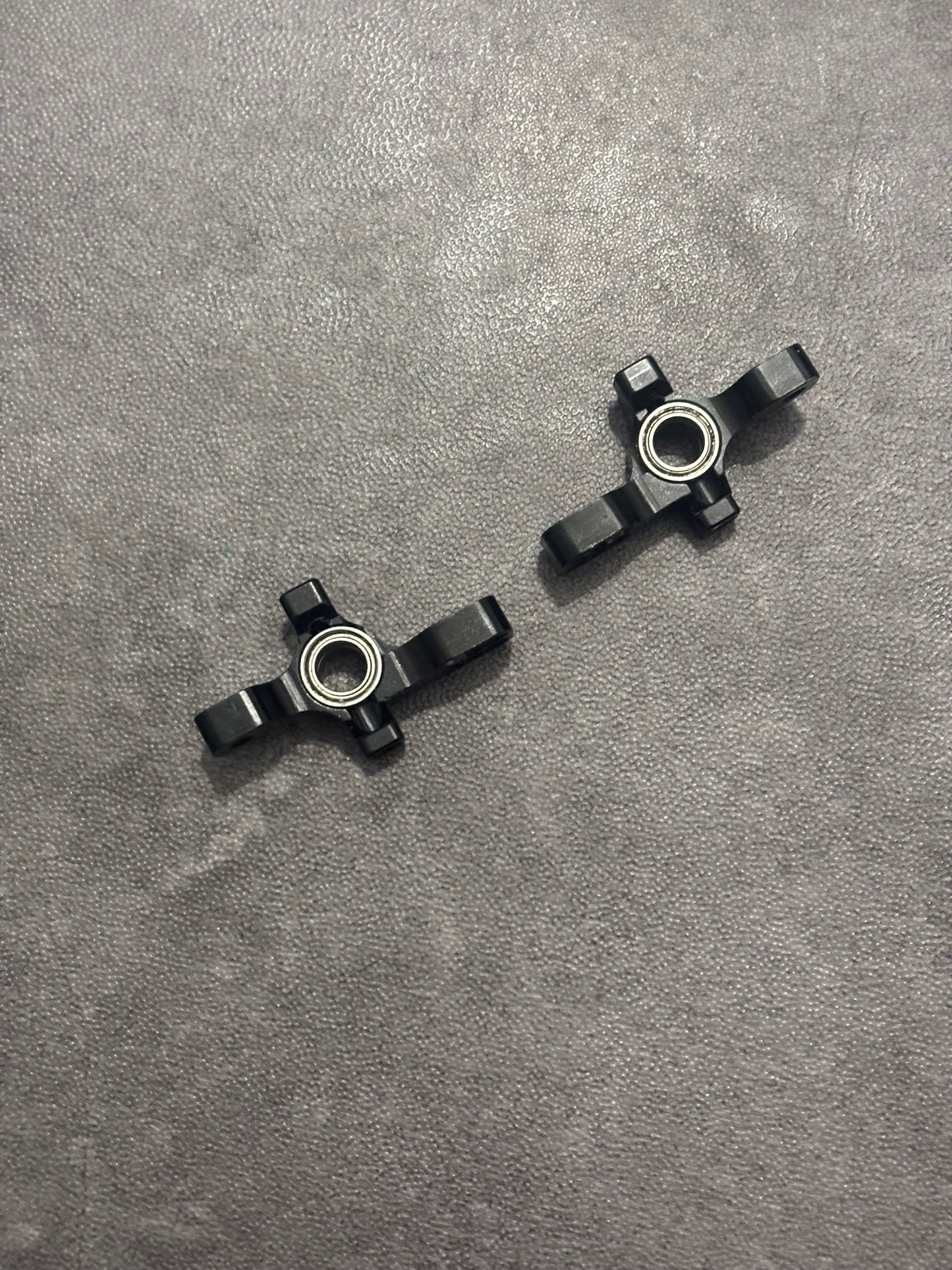 Usukani Front Knuckles Black Alloy