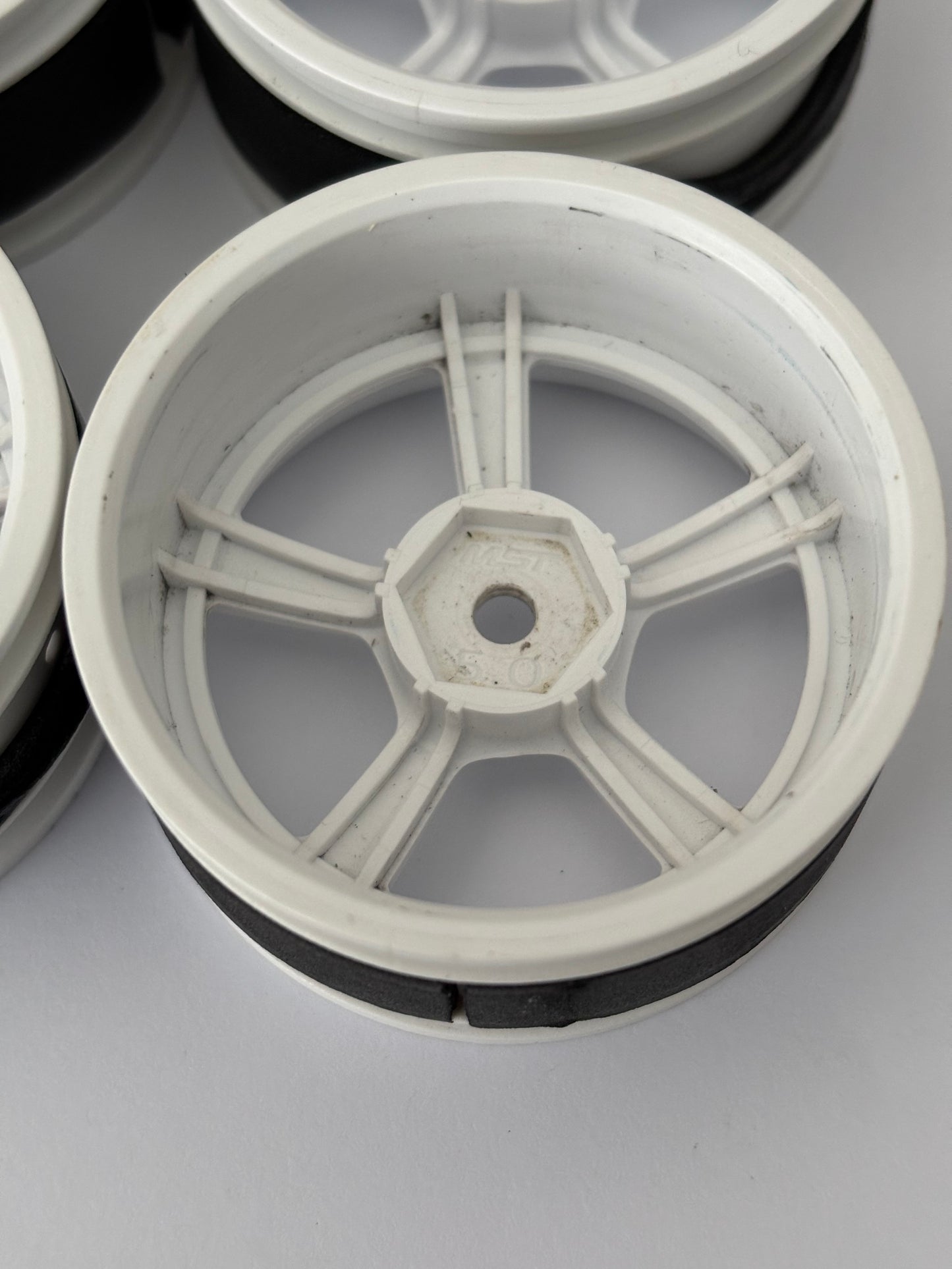 MST White 5.0 Offset 5 Wheels