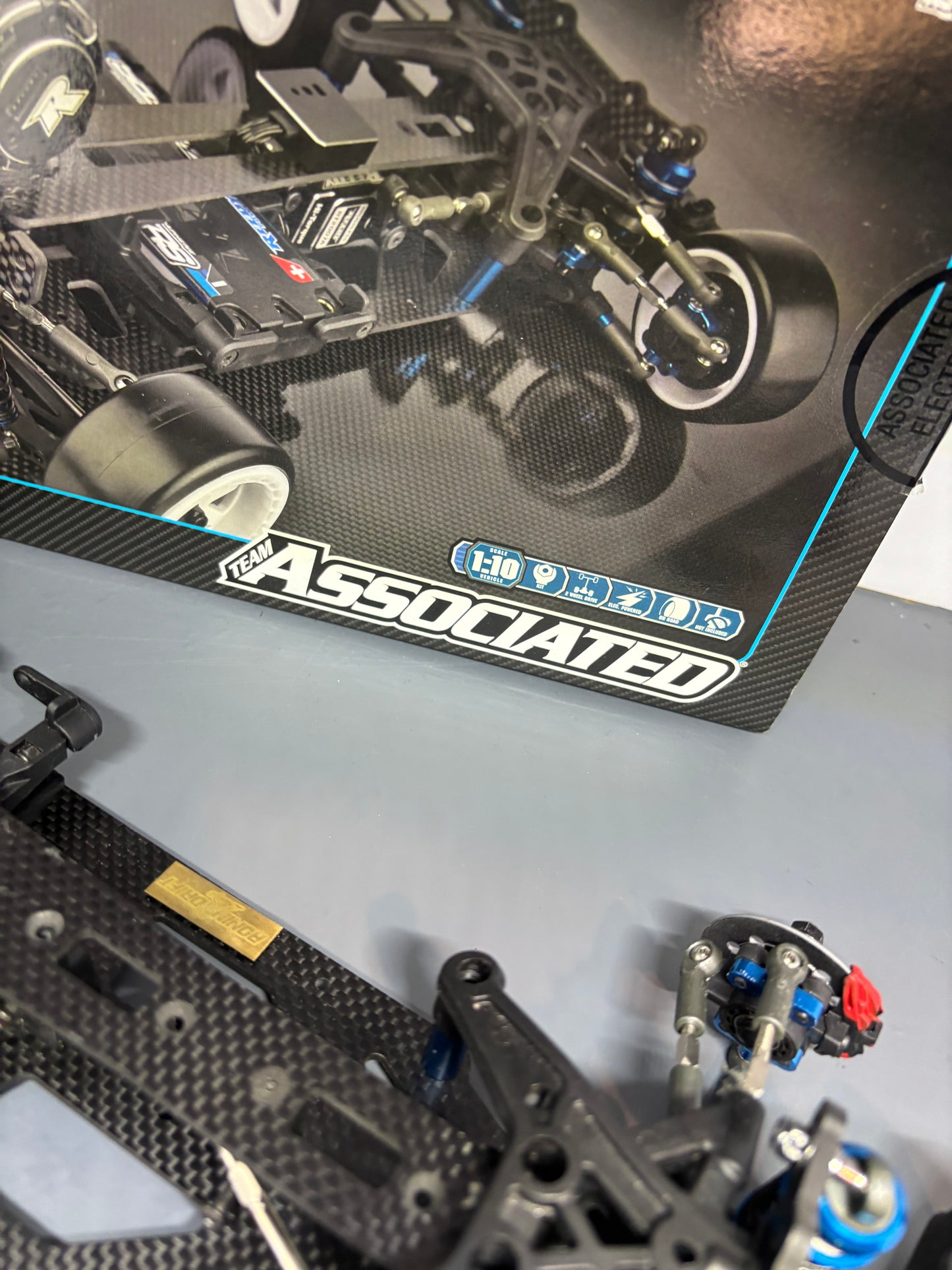 Team Associated DC10 Carbon Alloy RWD Drift Chassis Blue