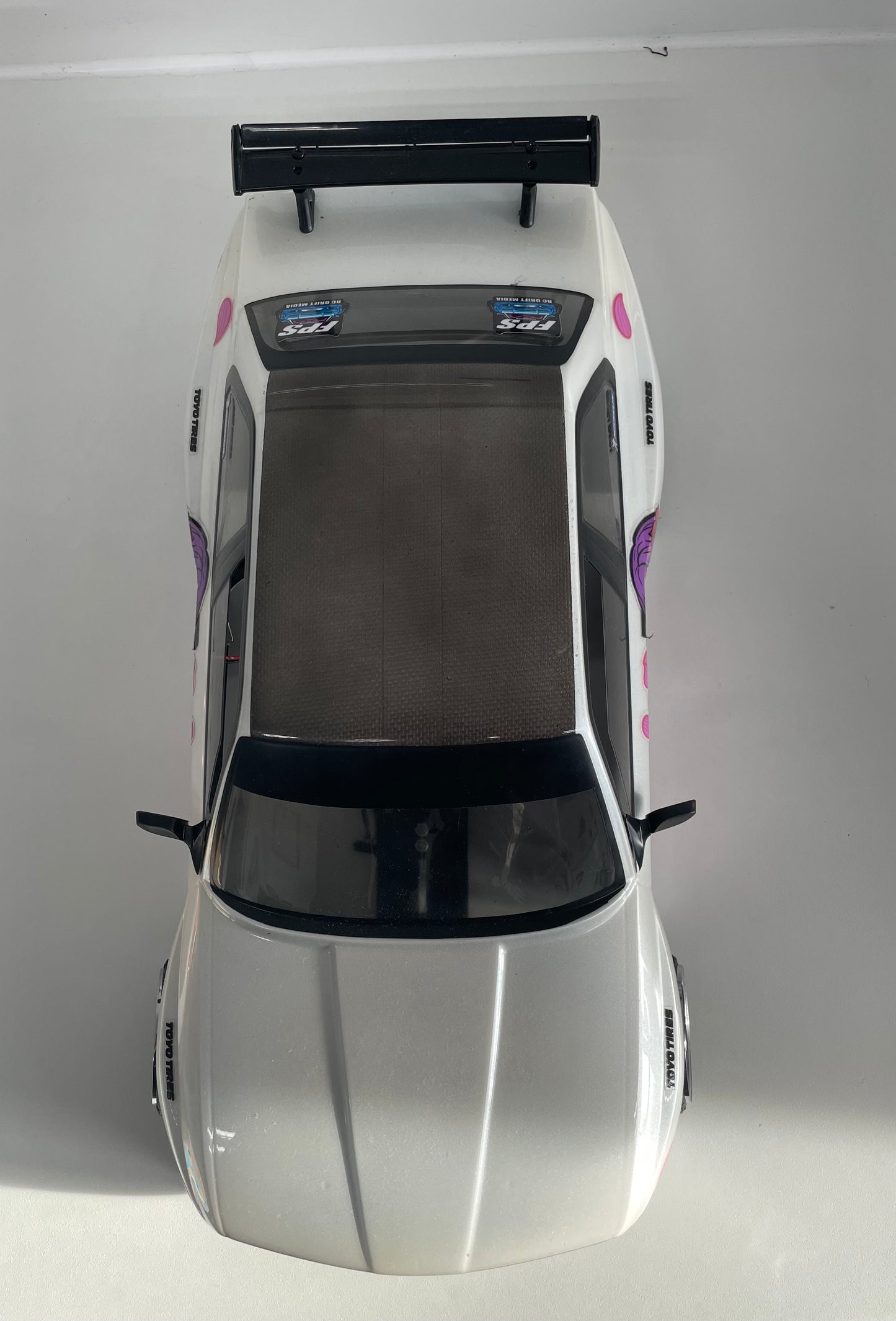 BMW M3 White Bodyshell Carbon Roof