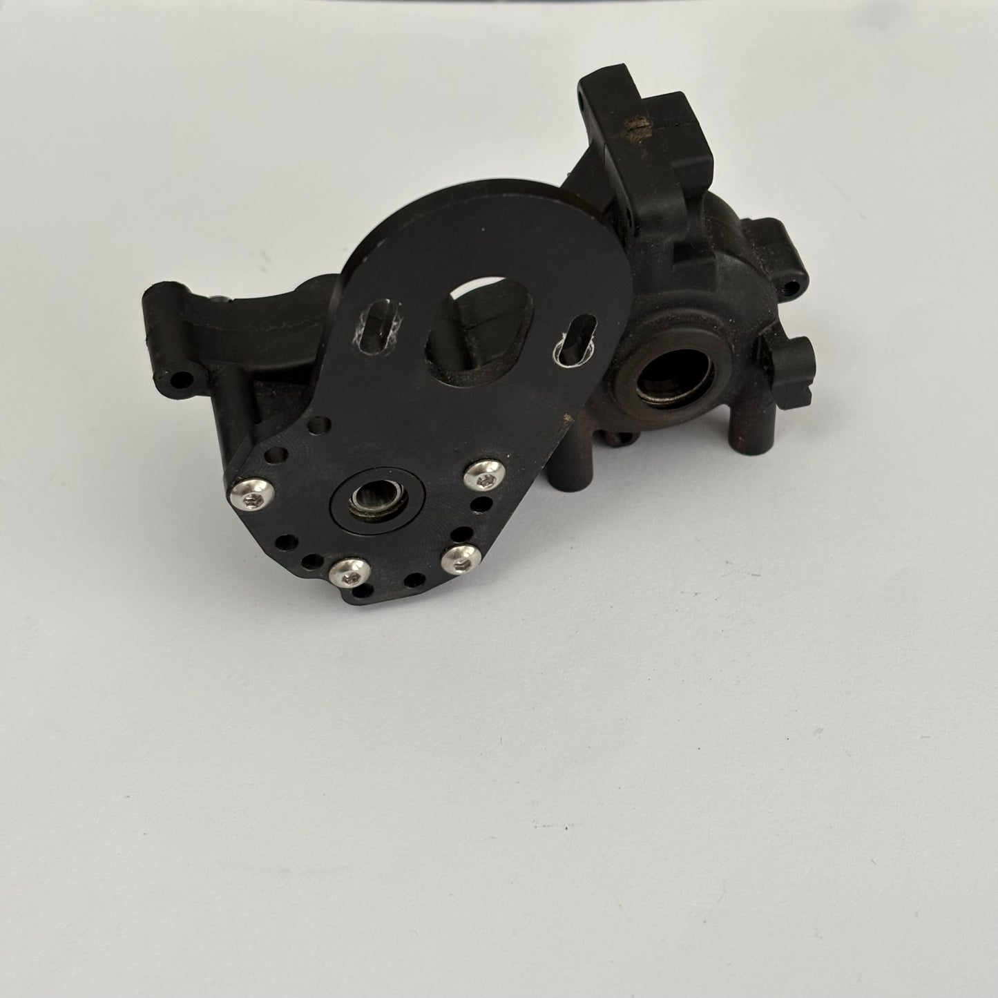 Yokomo YD2 S SX Rear Gearbox Casing Motor Mount