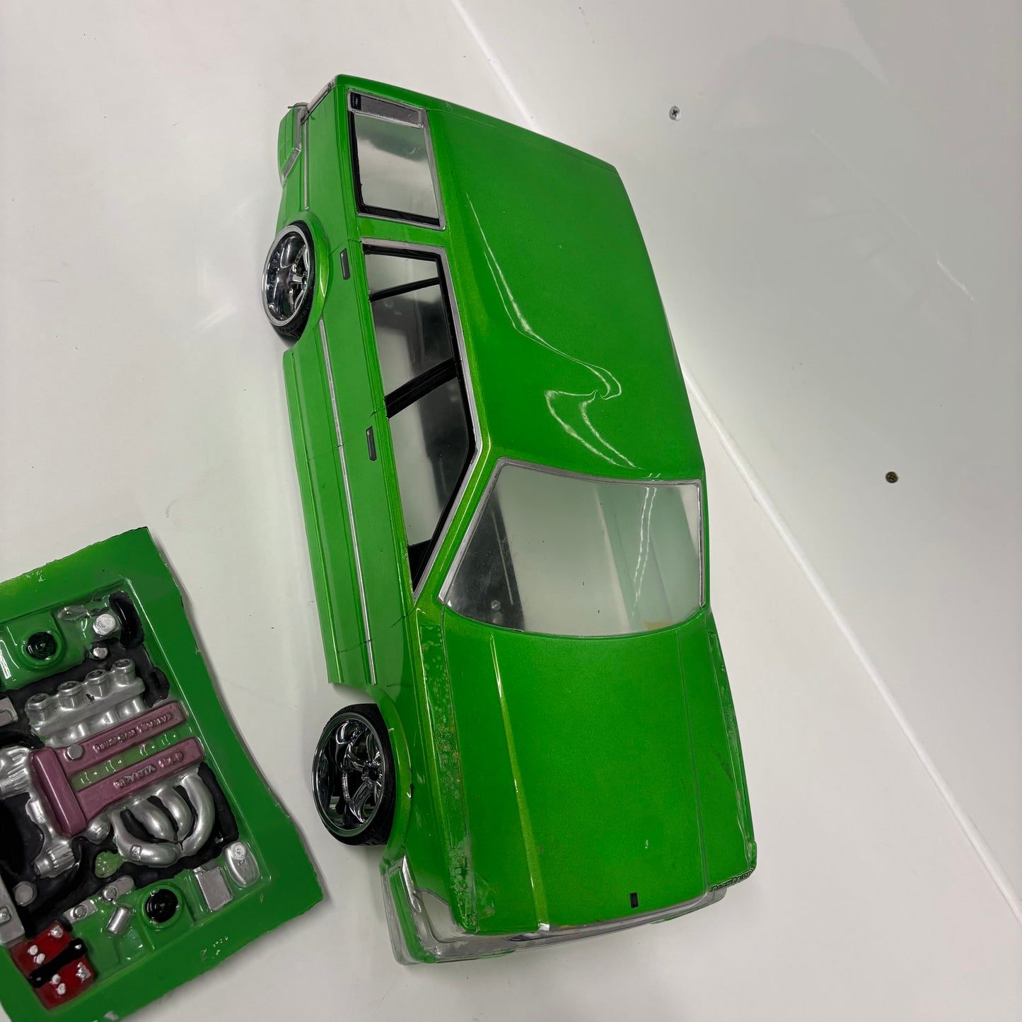 Nissan Cedric Y30 Green Bodyshell With Engine Bay