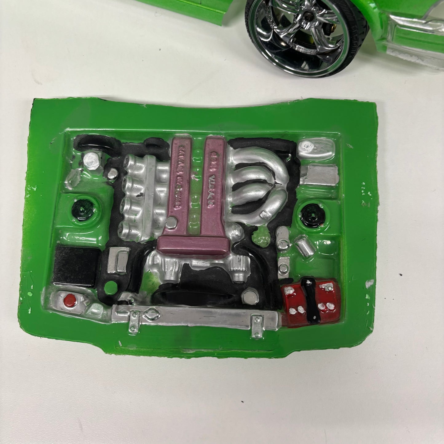 Nissan Cedric Y30 Green Bodyshell With Engine Bay