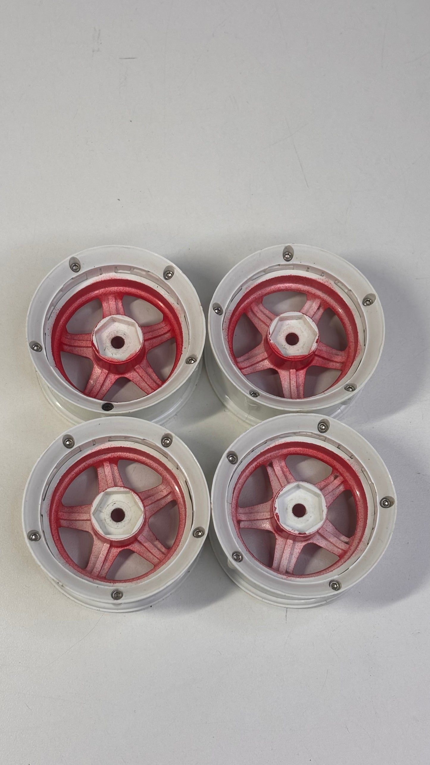 DS Racing Element White Red Wheels Adjustable Offset