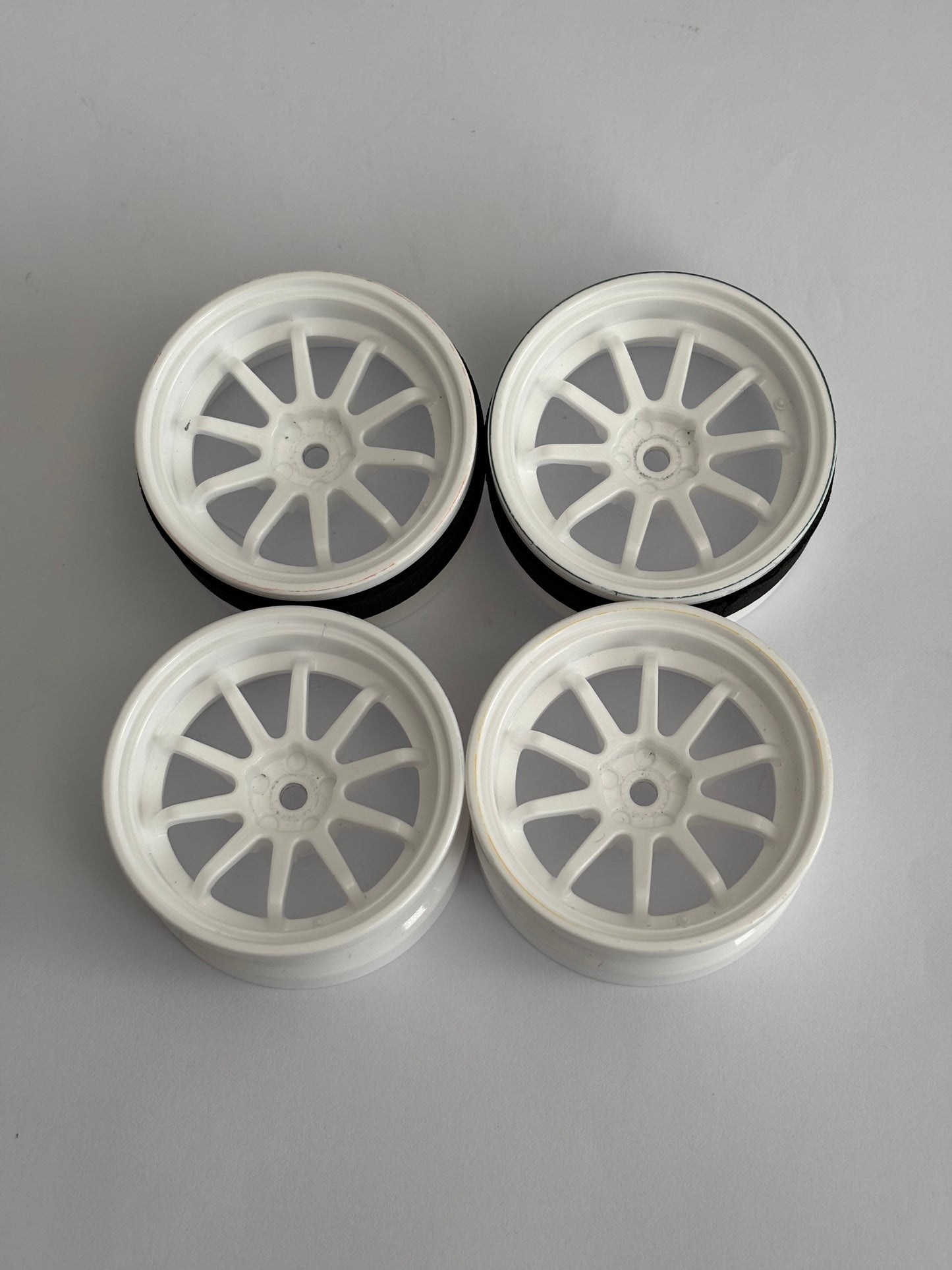 Reve D 6MM White Wheels