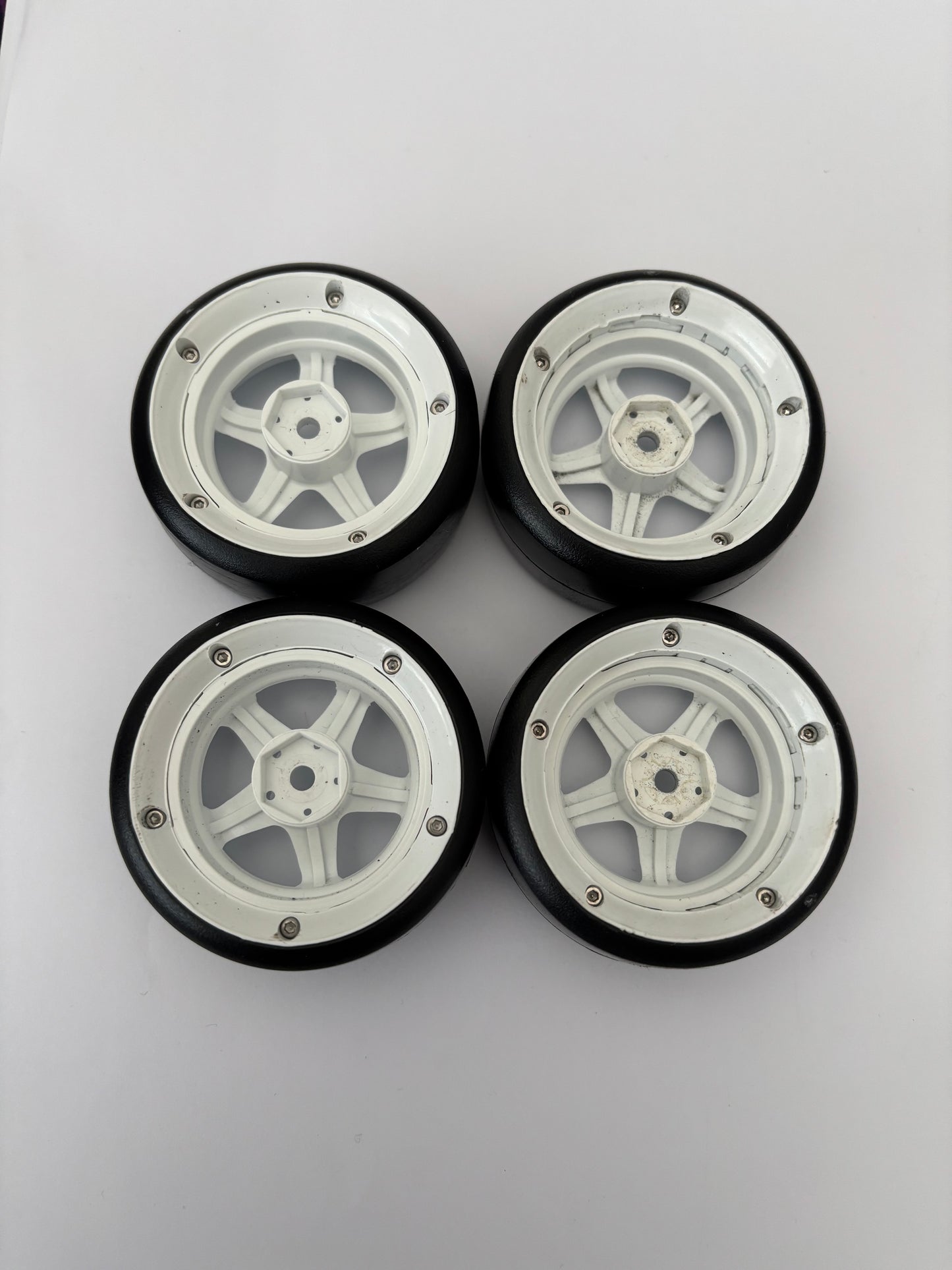 DS Racing White Drift Element Wheels With Silver Dot Tyres Adjustable Offset
