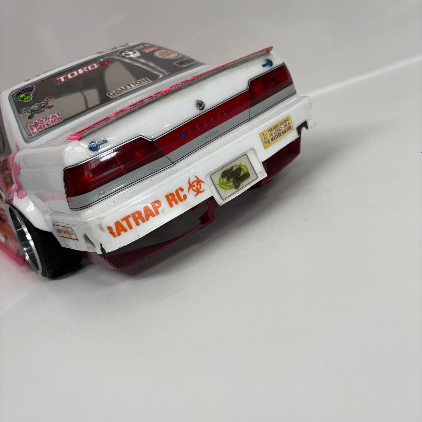 Yokomo Nissan Laurel Pink Camo Bodyshell