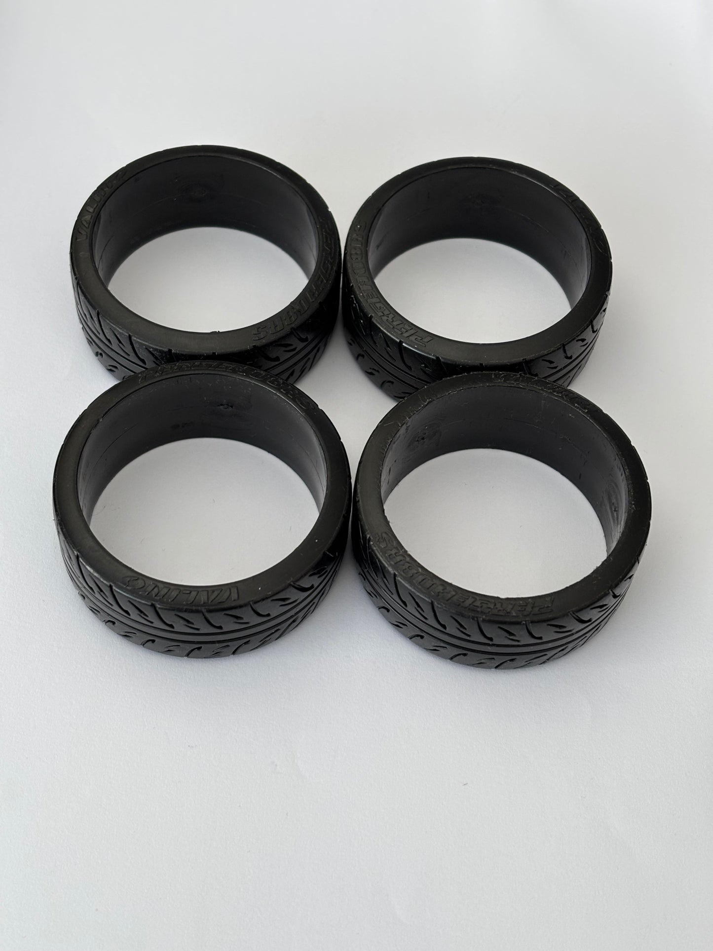 Overdose Valino Tyres Pergea 08RS x4