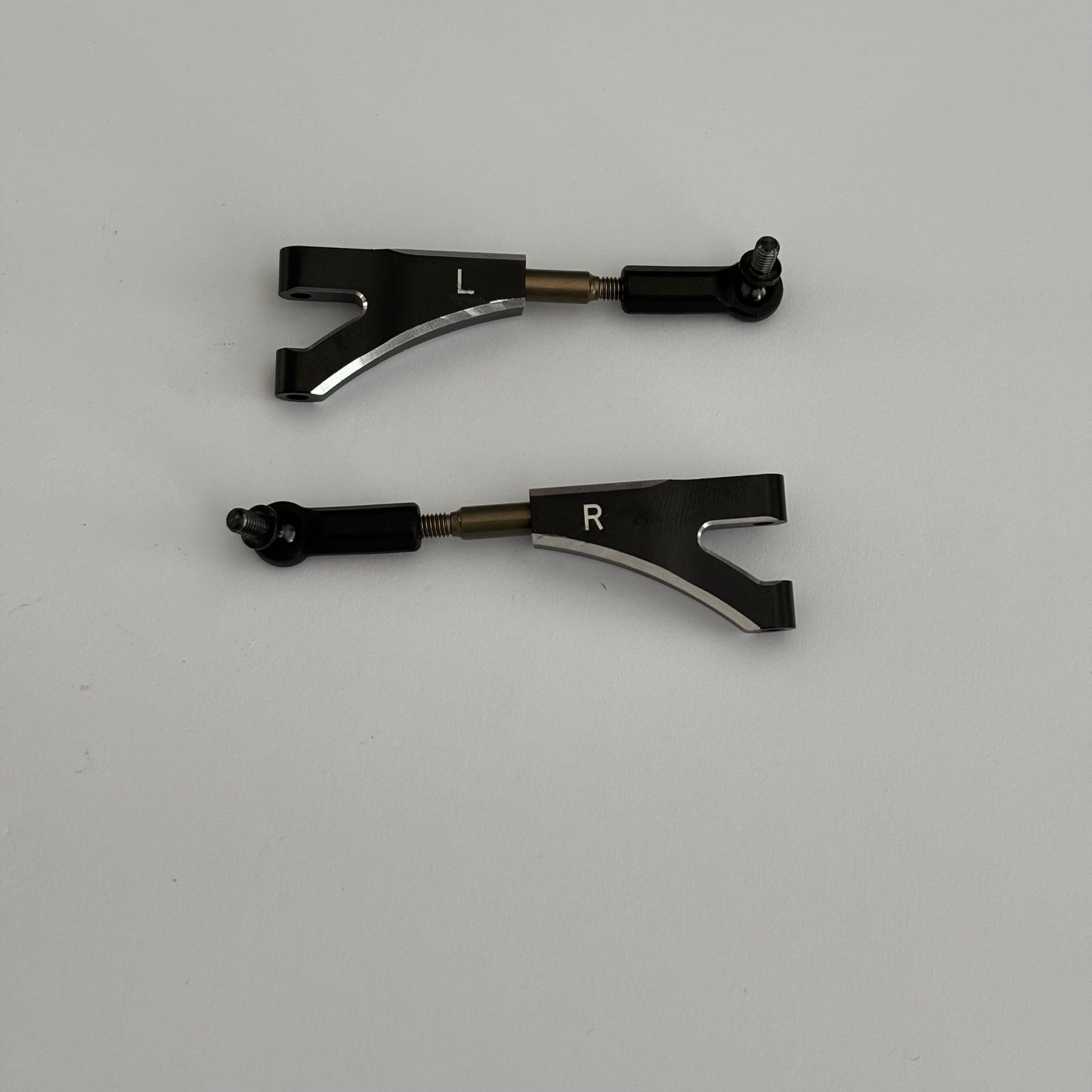 Yokomo Front Upper Arms YD2
