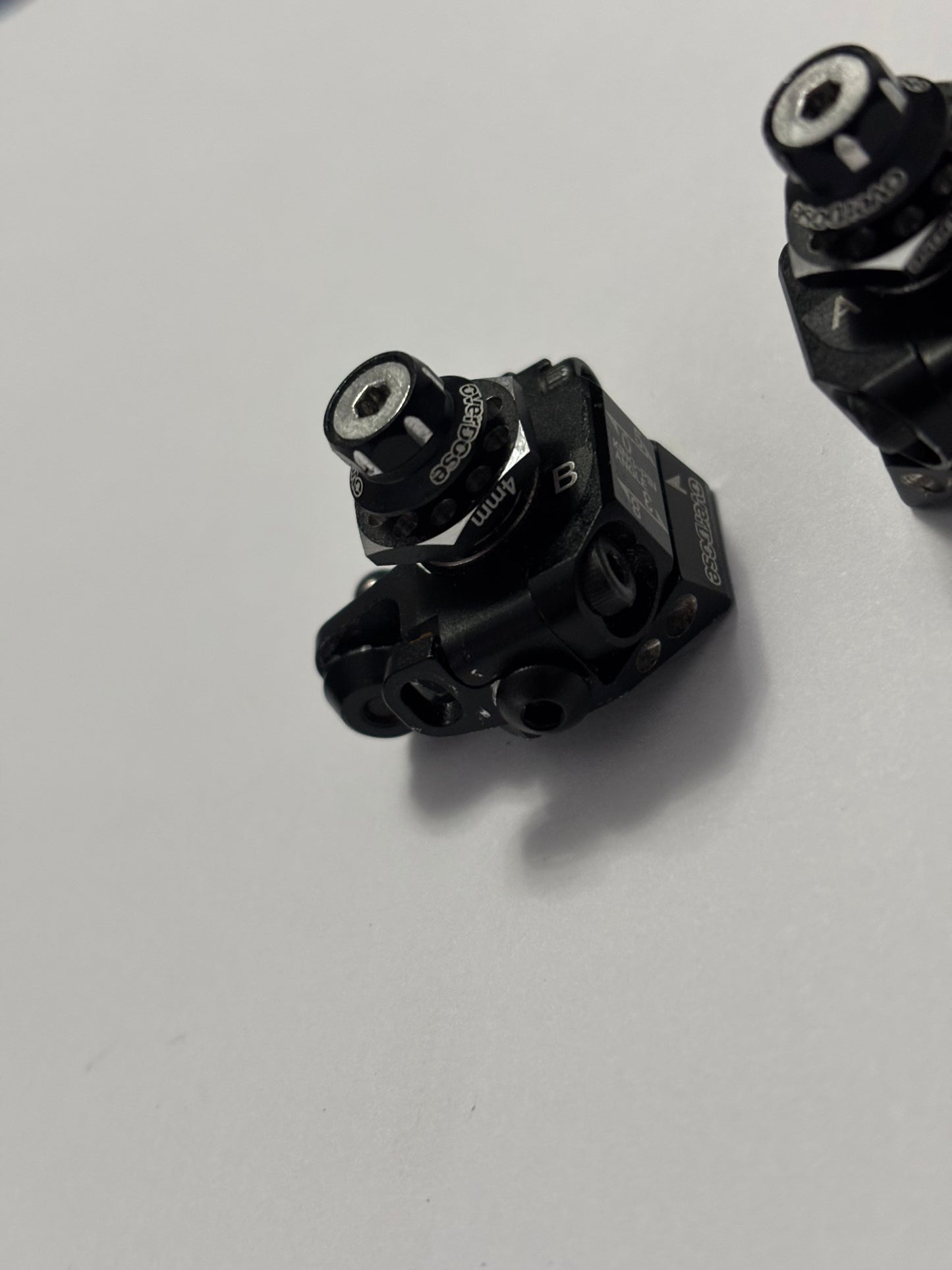 Overdose Front Knuckles with One Piece Axle Shaft Hex OD2715 & OD2439
