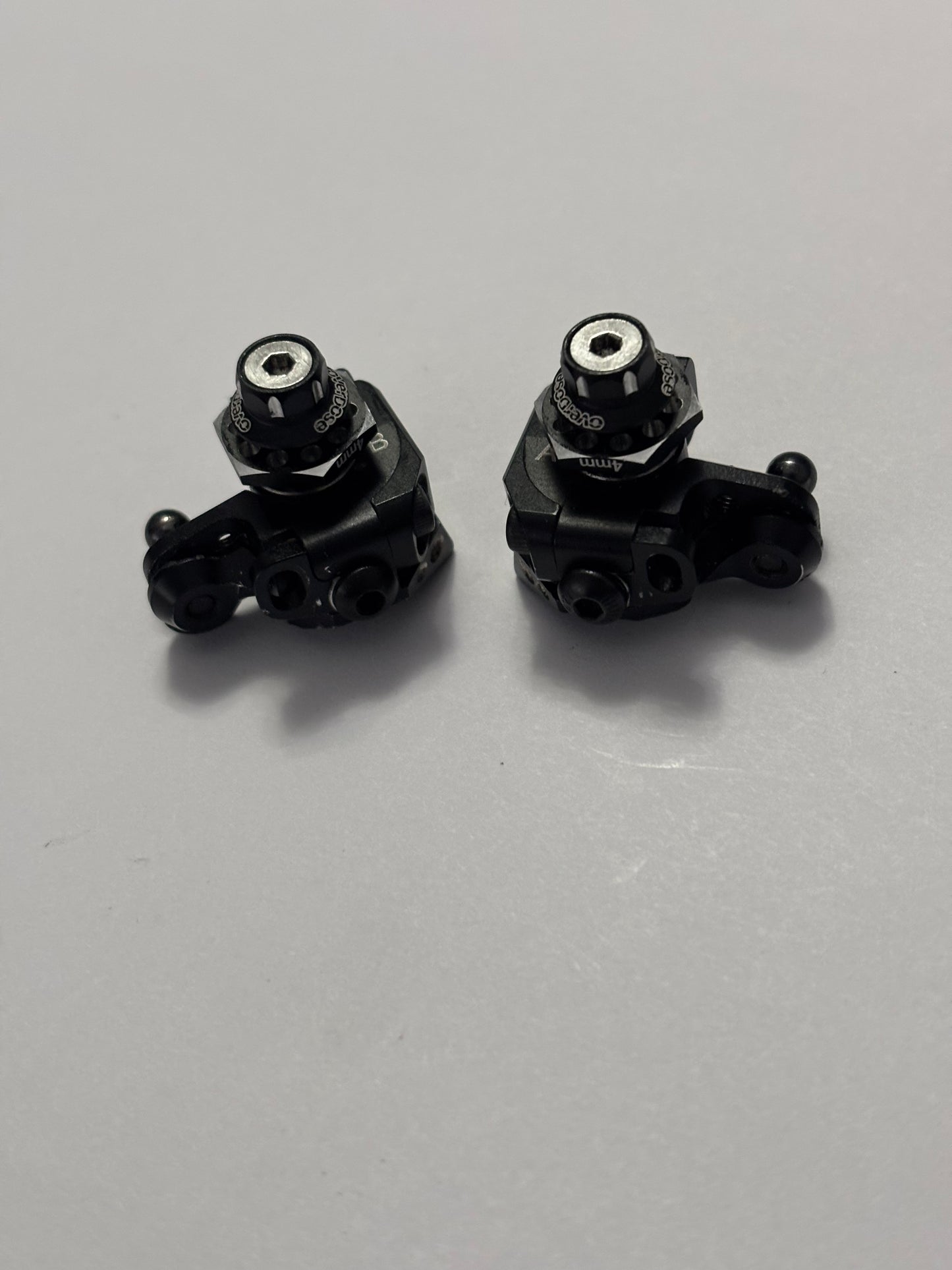 Overdose Front Knuckles with One Piece Axle Shaft Hex OD2715 & OD2439