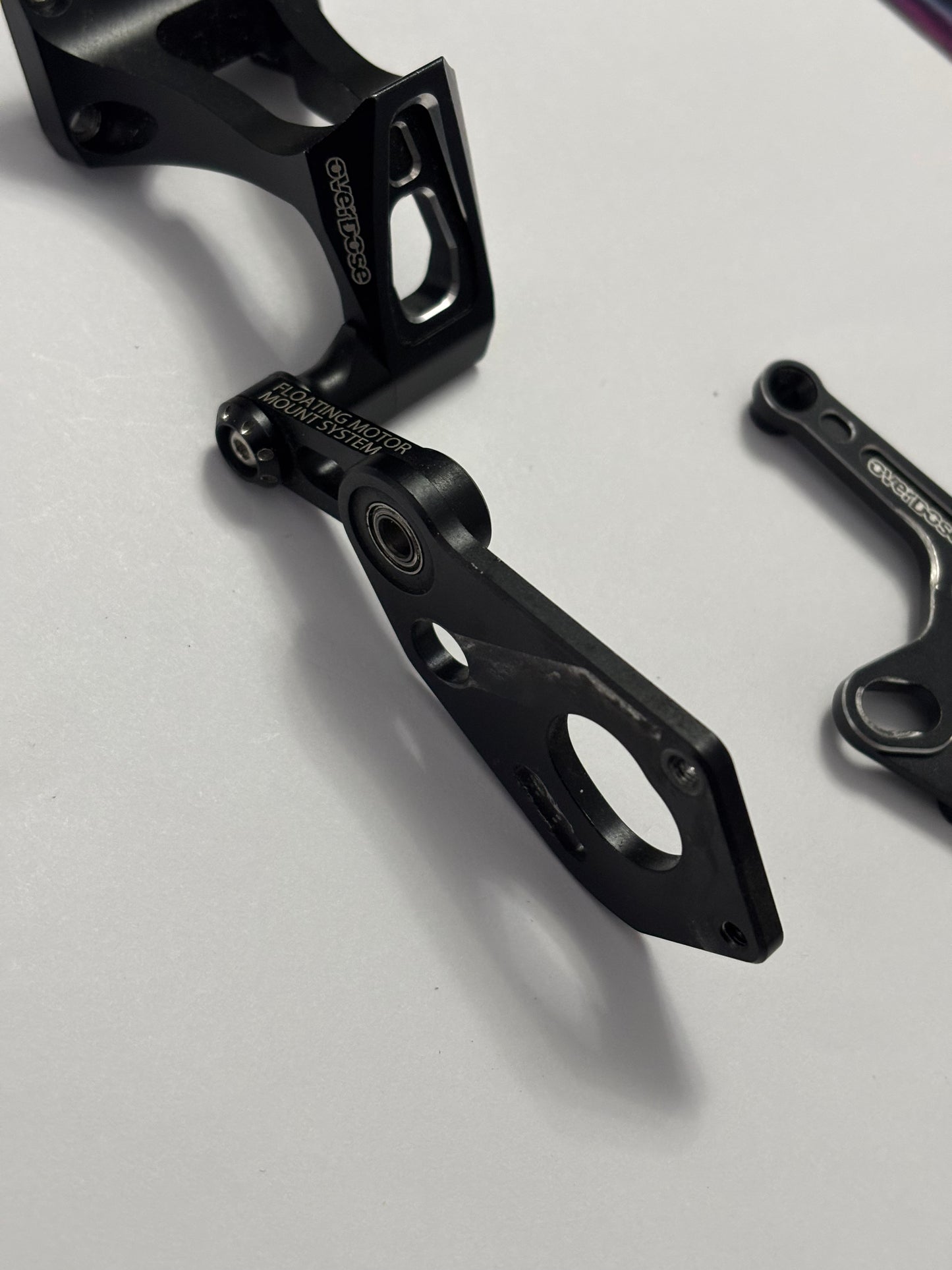 Overdose Floating Motor Mount Black Alloy