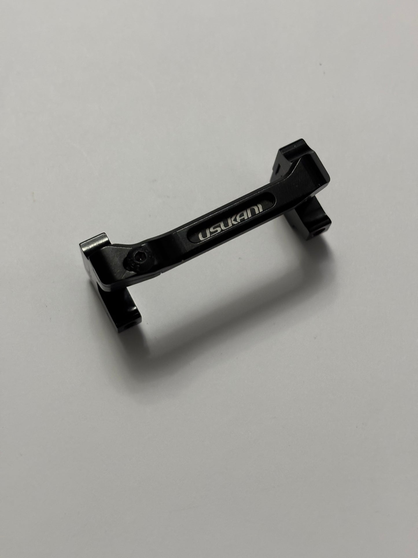 Usukani Black Alloy Servo Holder