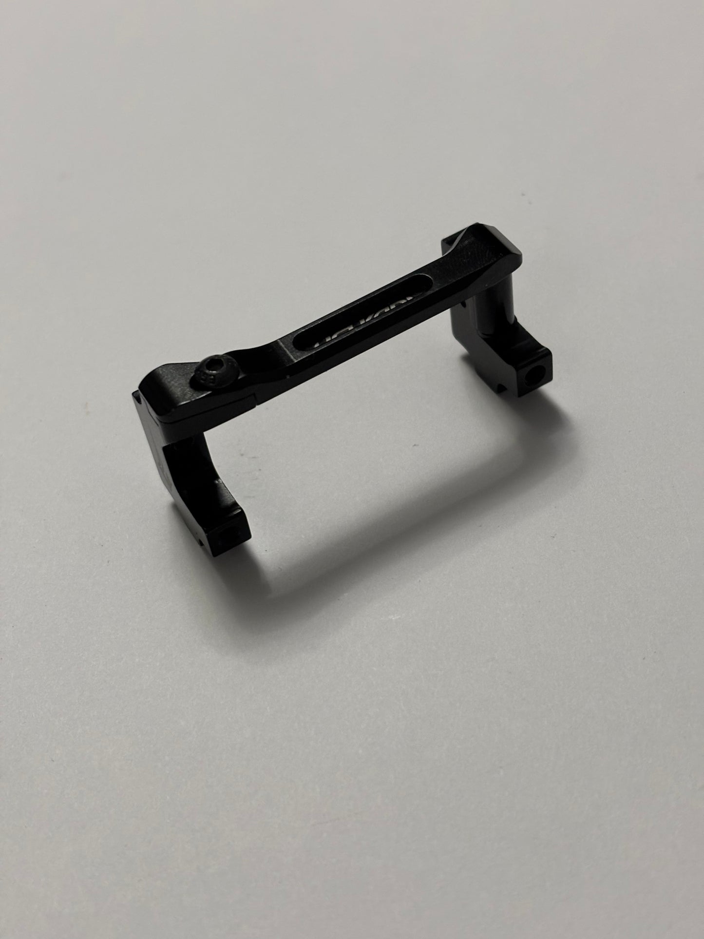 Usukani Black Alloy Servo Holder