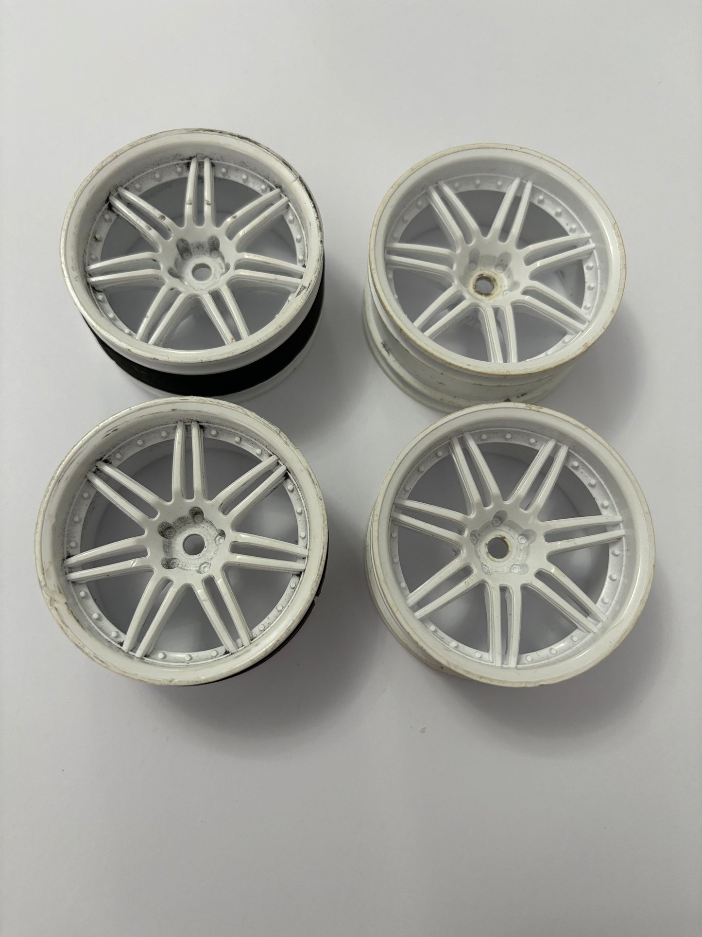 MST 8 Offset White Wheels
