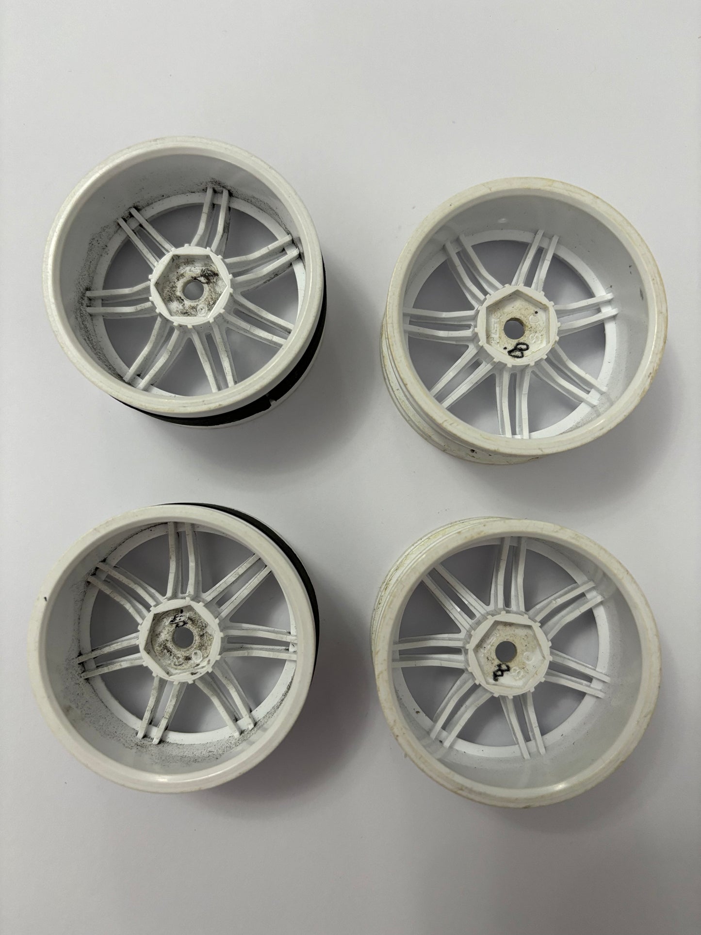 MST 8 Offset White Wheels