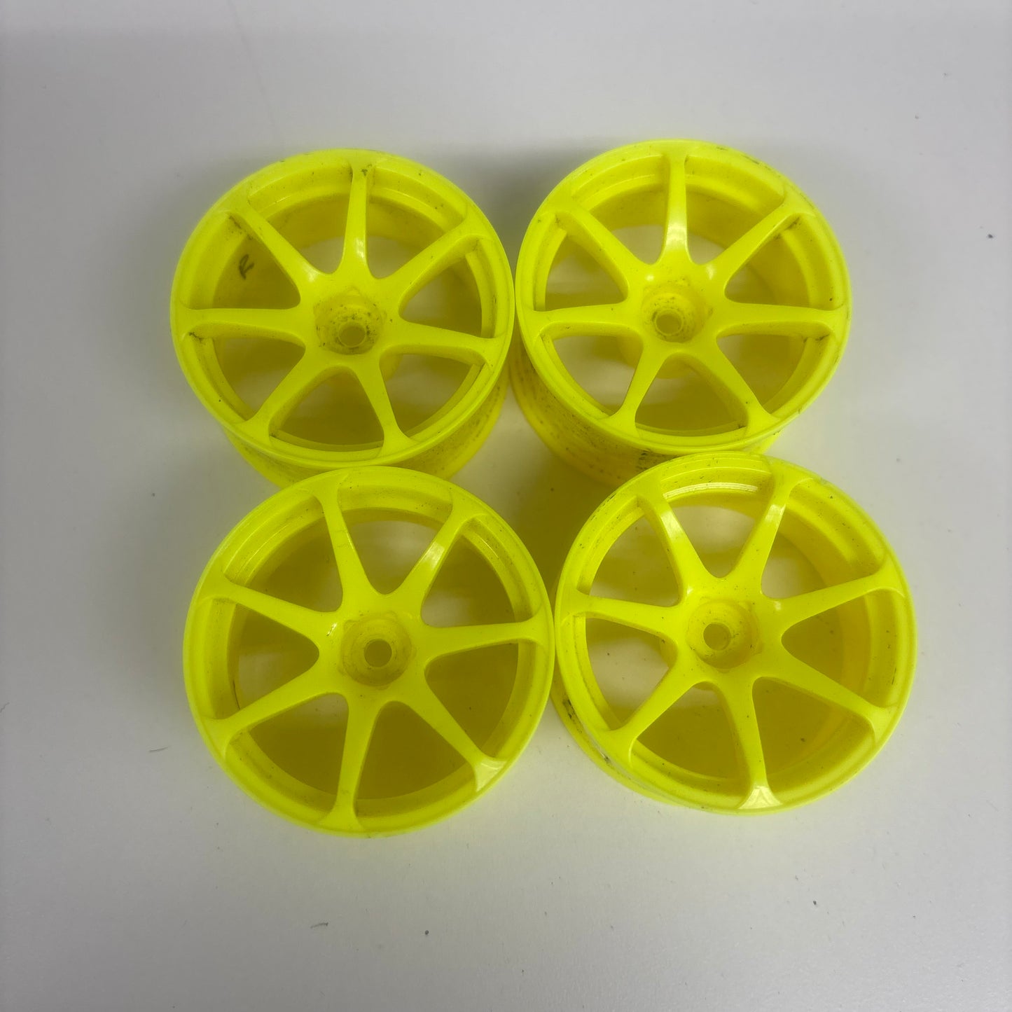 Lab Topline ? Wheels Yellow Offset 7MM