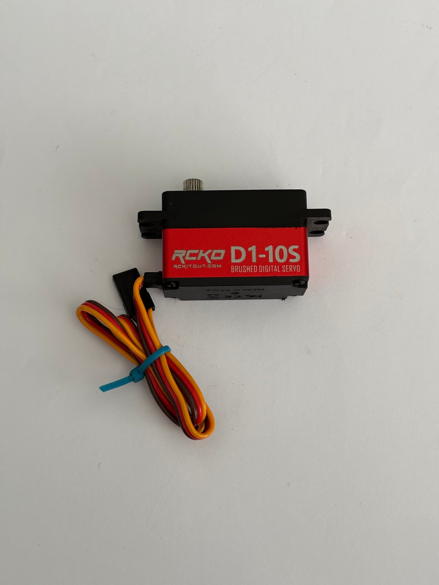 OMG Red Alloy Servo Brushed RCKO D1-10S