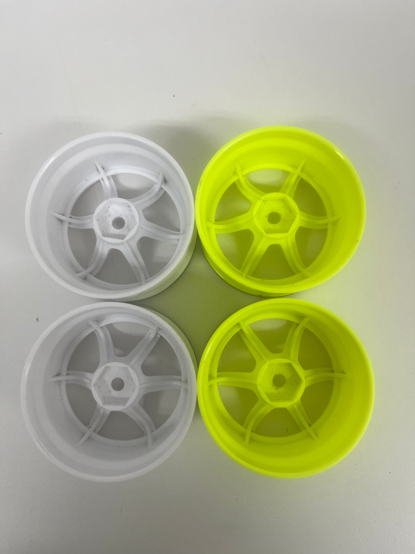 Yokomo Wheels 2 Pairs Yellow White Offset 6