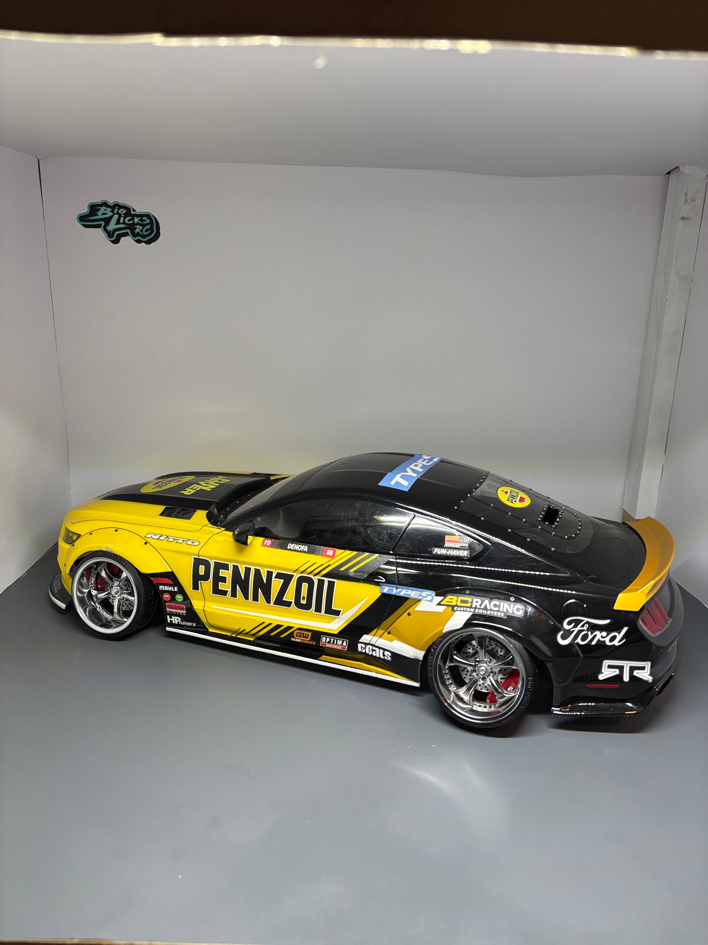 MST Ford Mustang RTR Chelsea Denofa 1:10 RC Drift Bodyshell Replica
