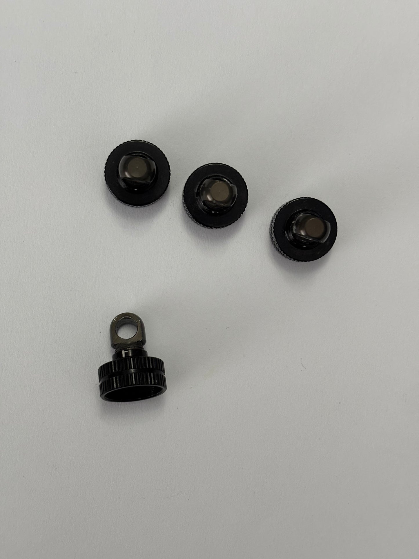 Topline ? Shock Top Adjustable Caps Black Alloy