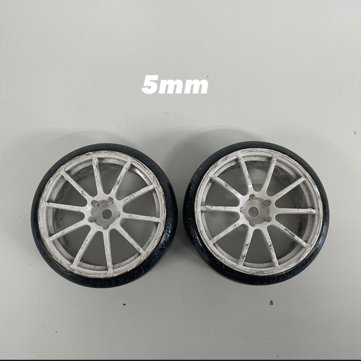 MST Missile Wheels Offset 5 White With Tyres