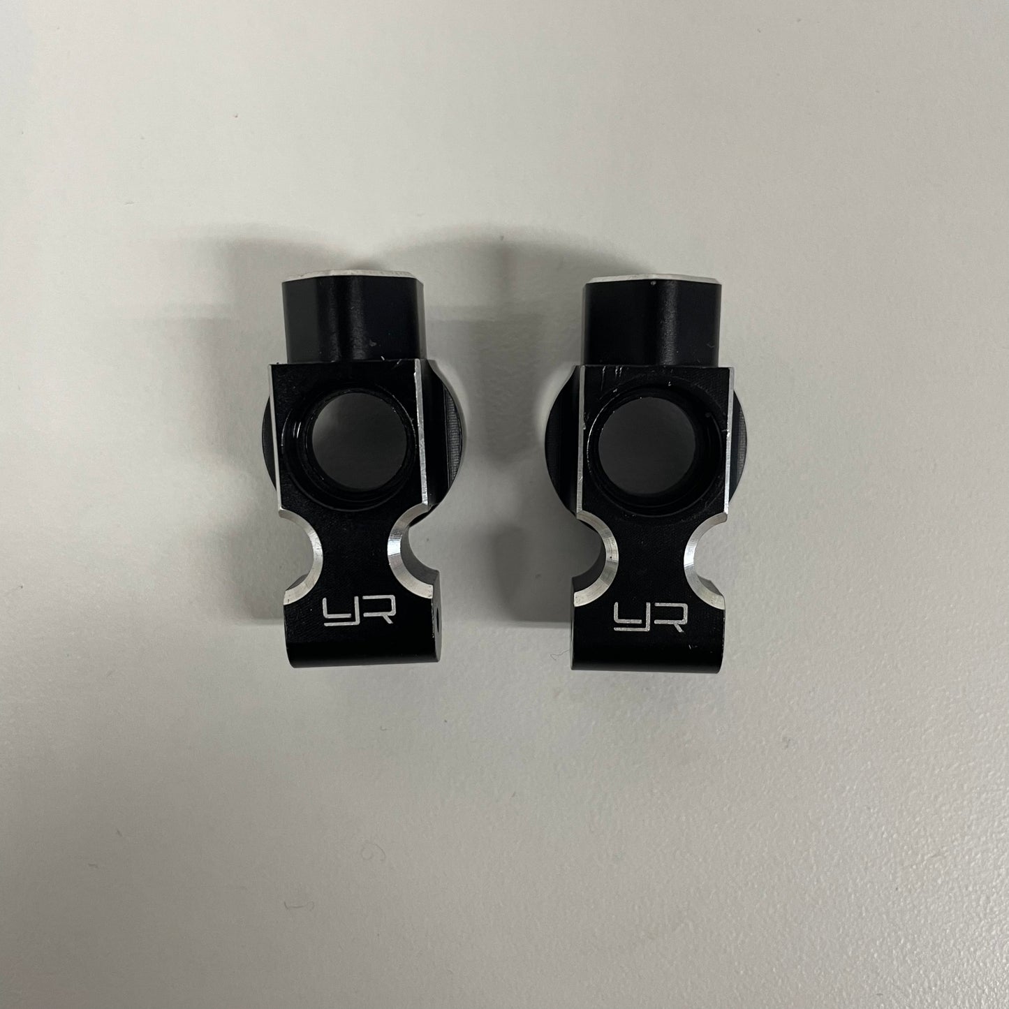 Yeah Racing YD2 MC1 Rear Upright Hubs Black Alloy