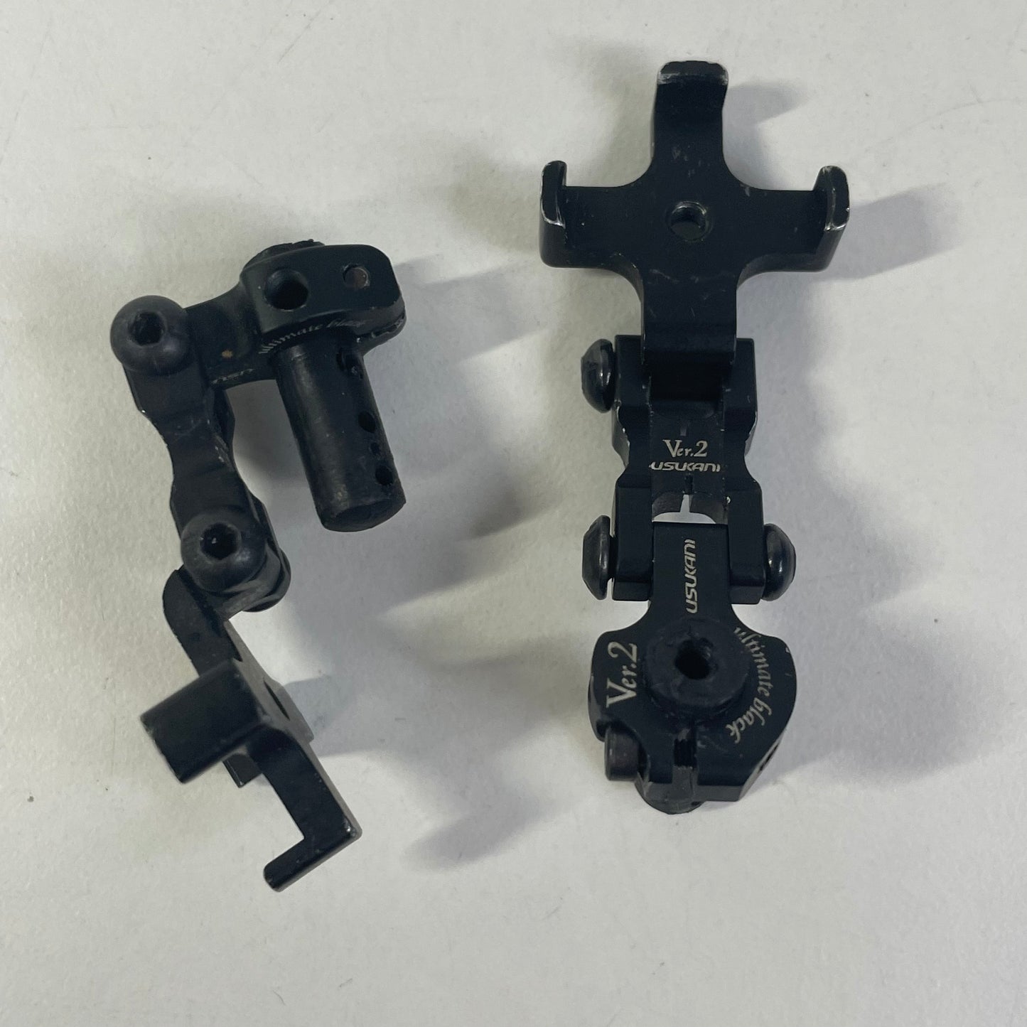 Usukani Black Alloy Magnet Body Mounts