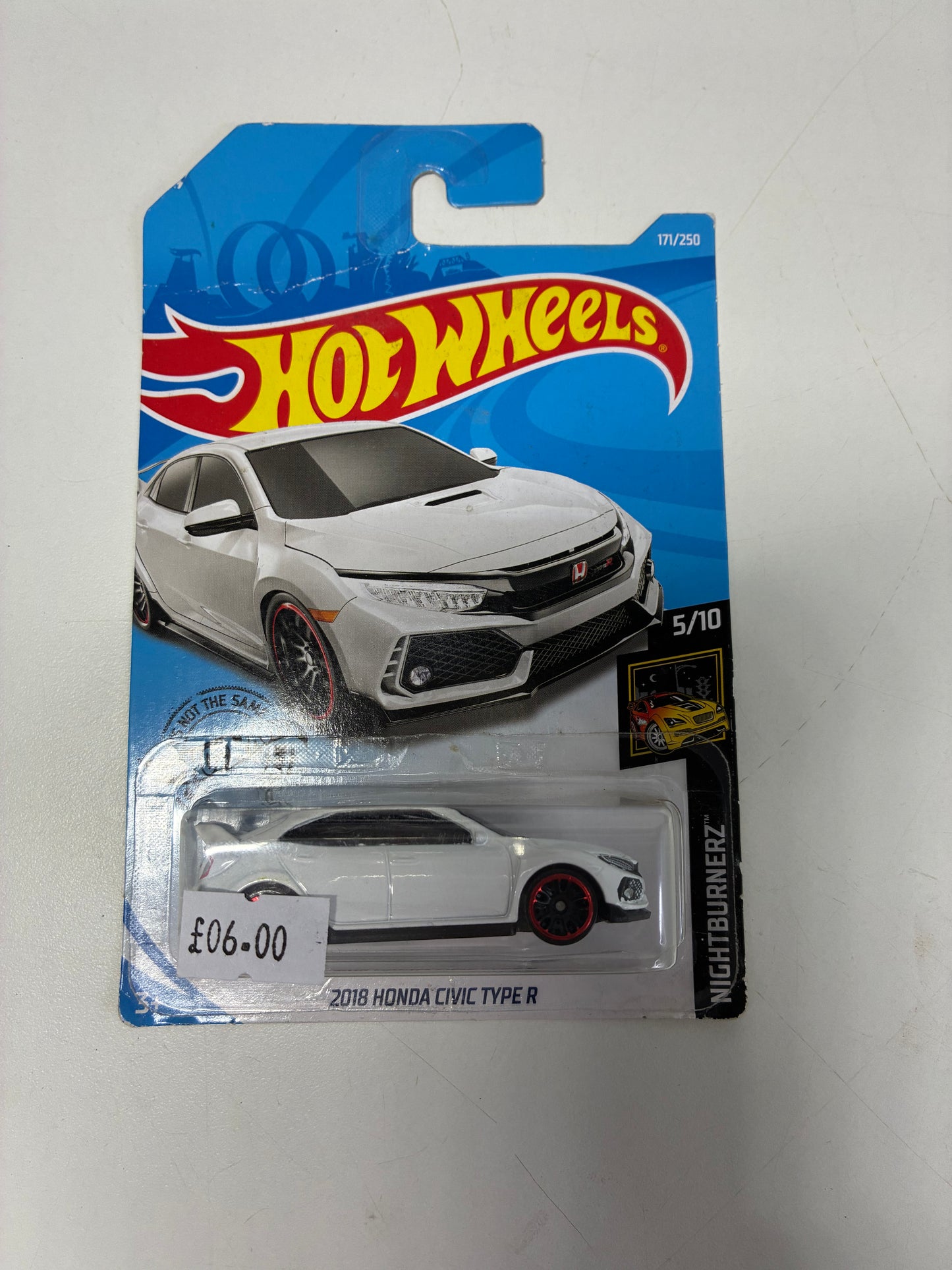 Hot Wheels 2018 HONDA CIVIC TYPE R (WHITE)