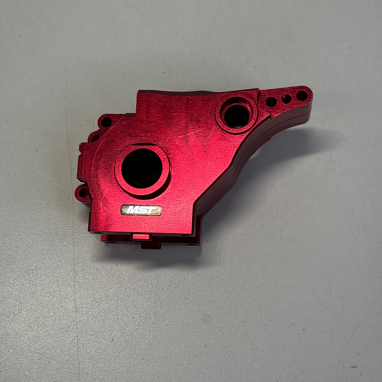 MST RMX 2.5 Red Spur Style Alloy Gearbox Case