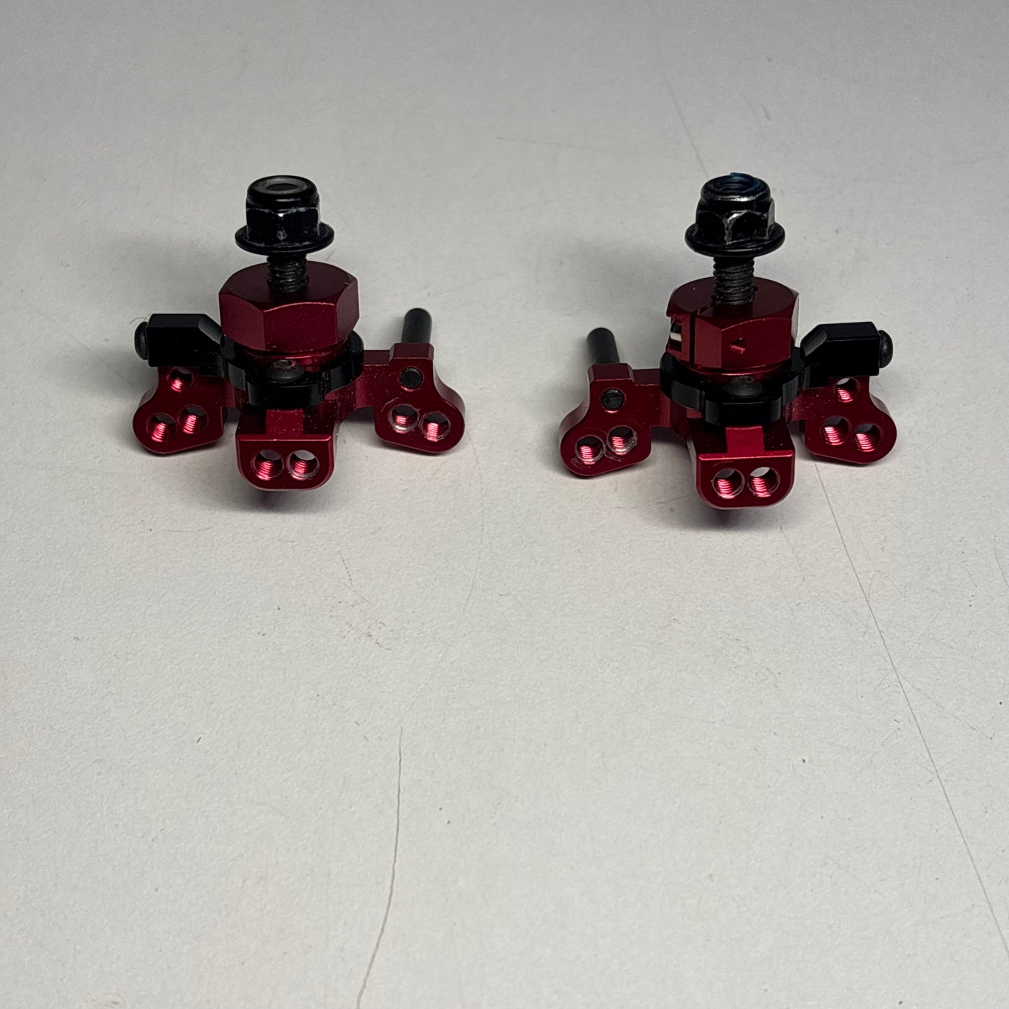 MST RMX 2.0 2.5 ATK V2 Red Alloy Front Knuckles