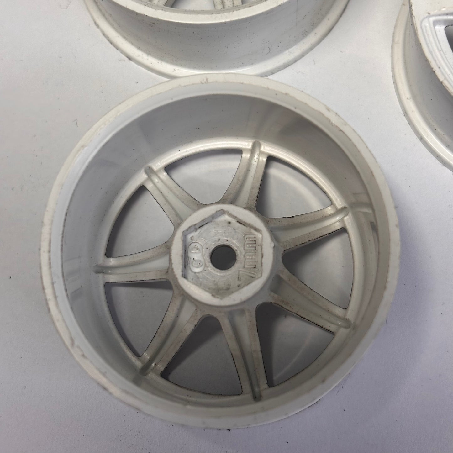 Overdose Work Emoticon Wheels White 7mm Offset Traction