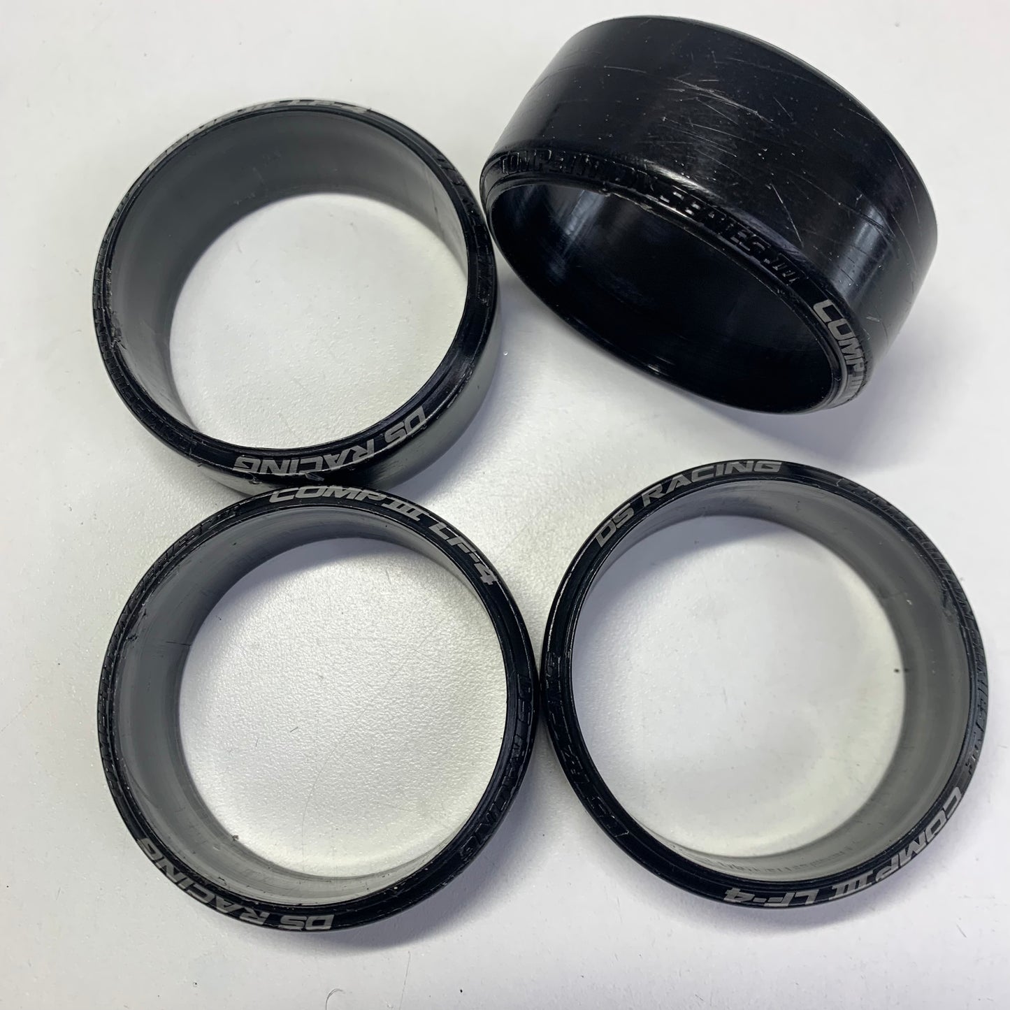 DS Racing Tyres Comp III LF4