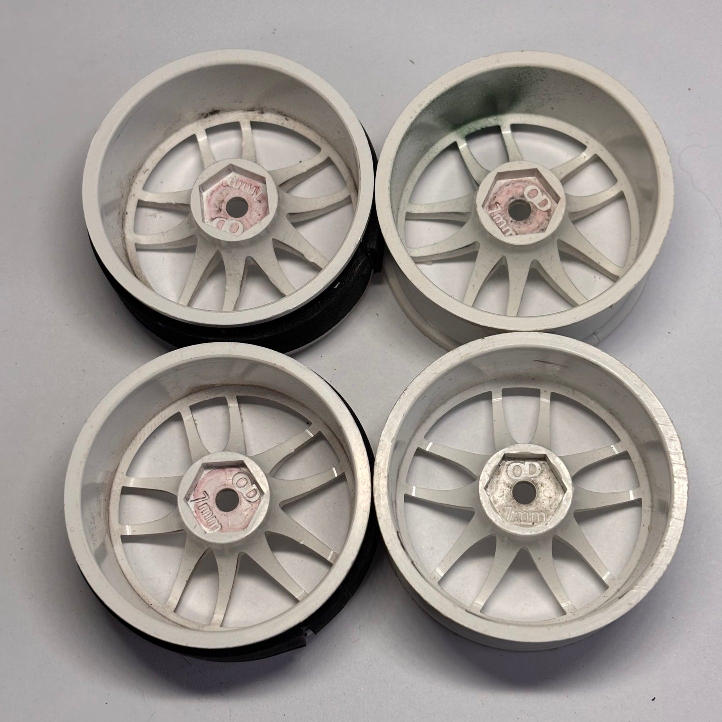 Overdose Wheels White Work Emoticon Offset 7