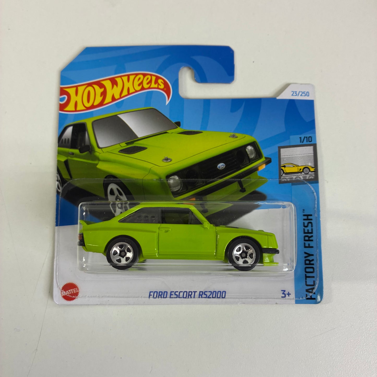 Hot Wheels FORD ESCORT RS2000 (LIME GREEN)