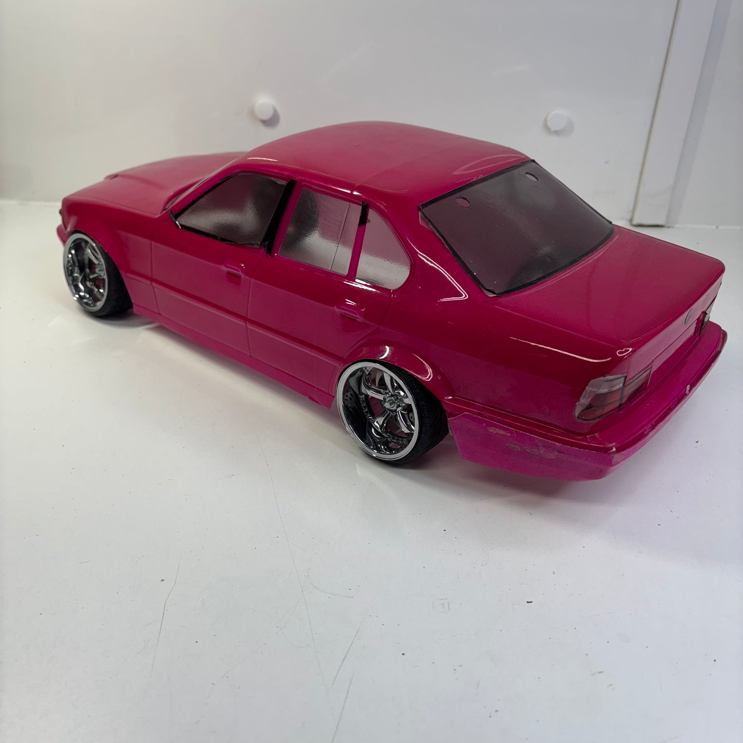 BMW E34 5 Series Pink Bodyshell