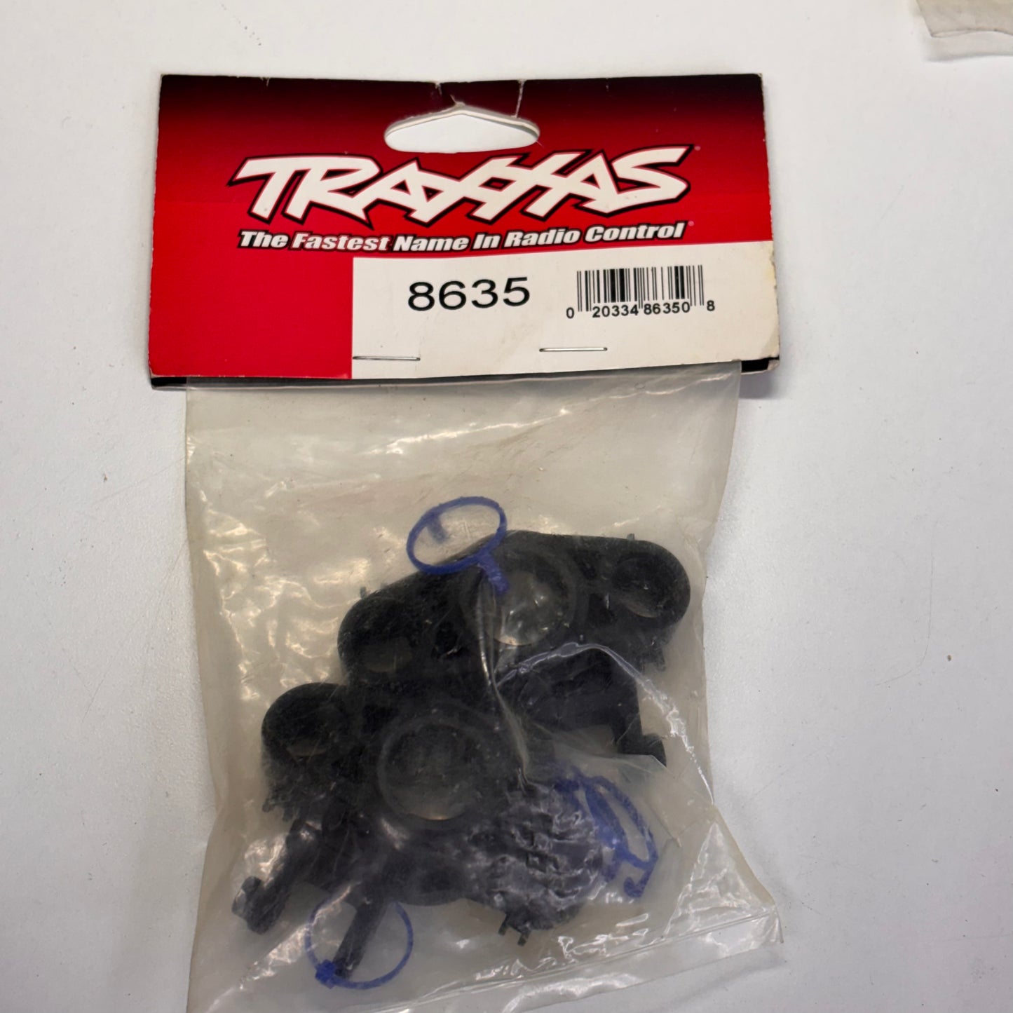 Traxxas 8635 Axle carriers