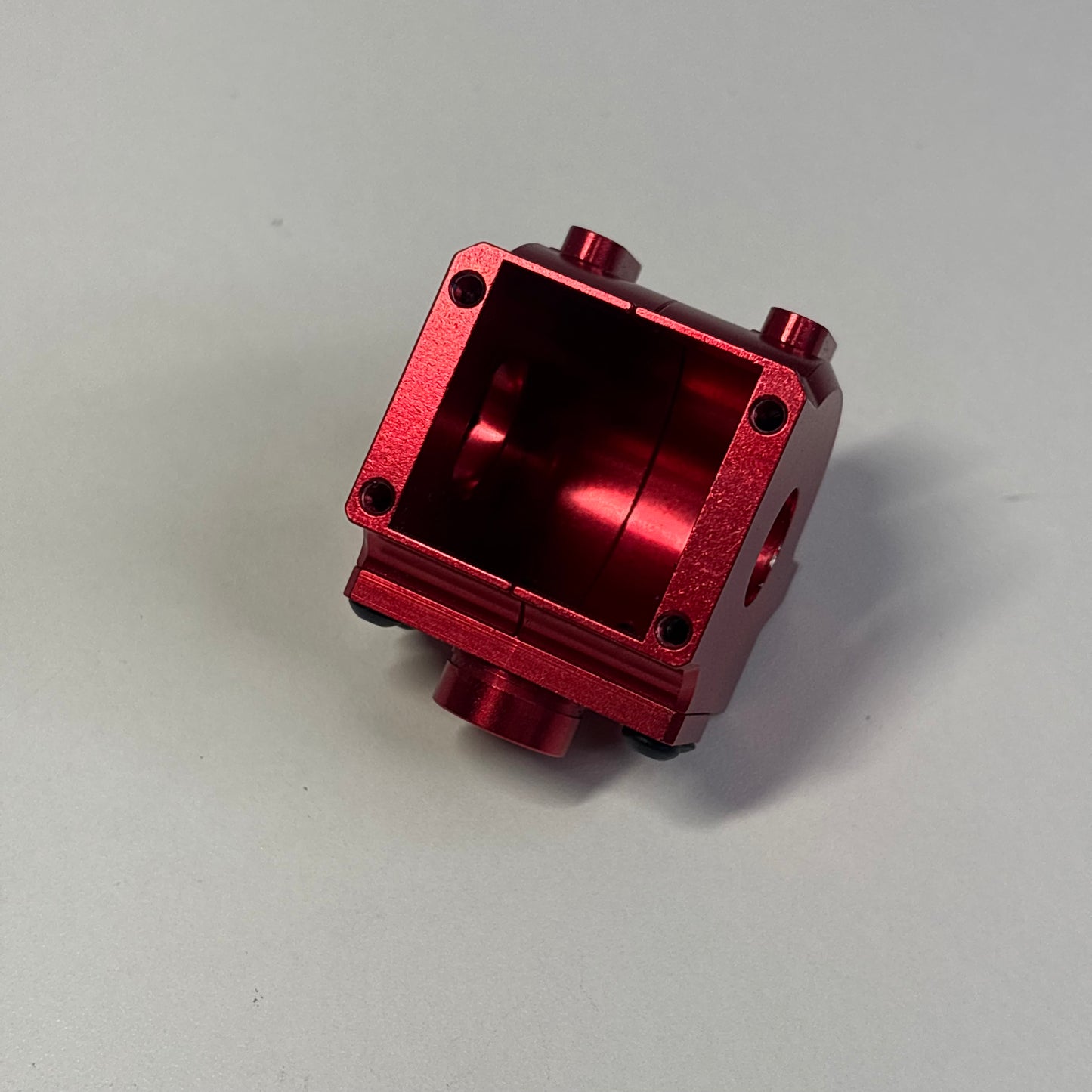 R31House GRK Red Alloy Diff Housing Holder