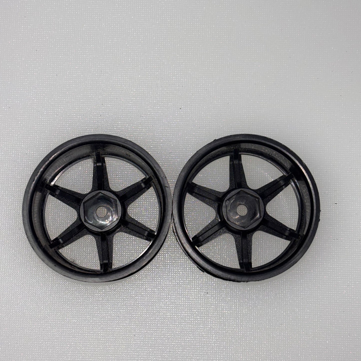 HPI 2 x Black Rays Wheels
