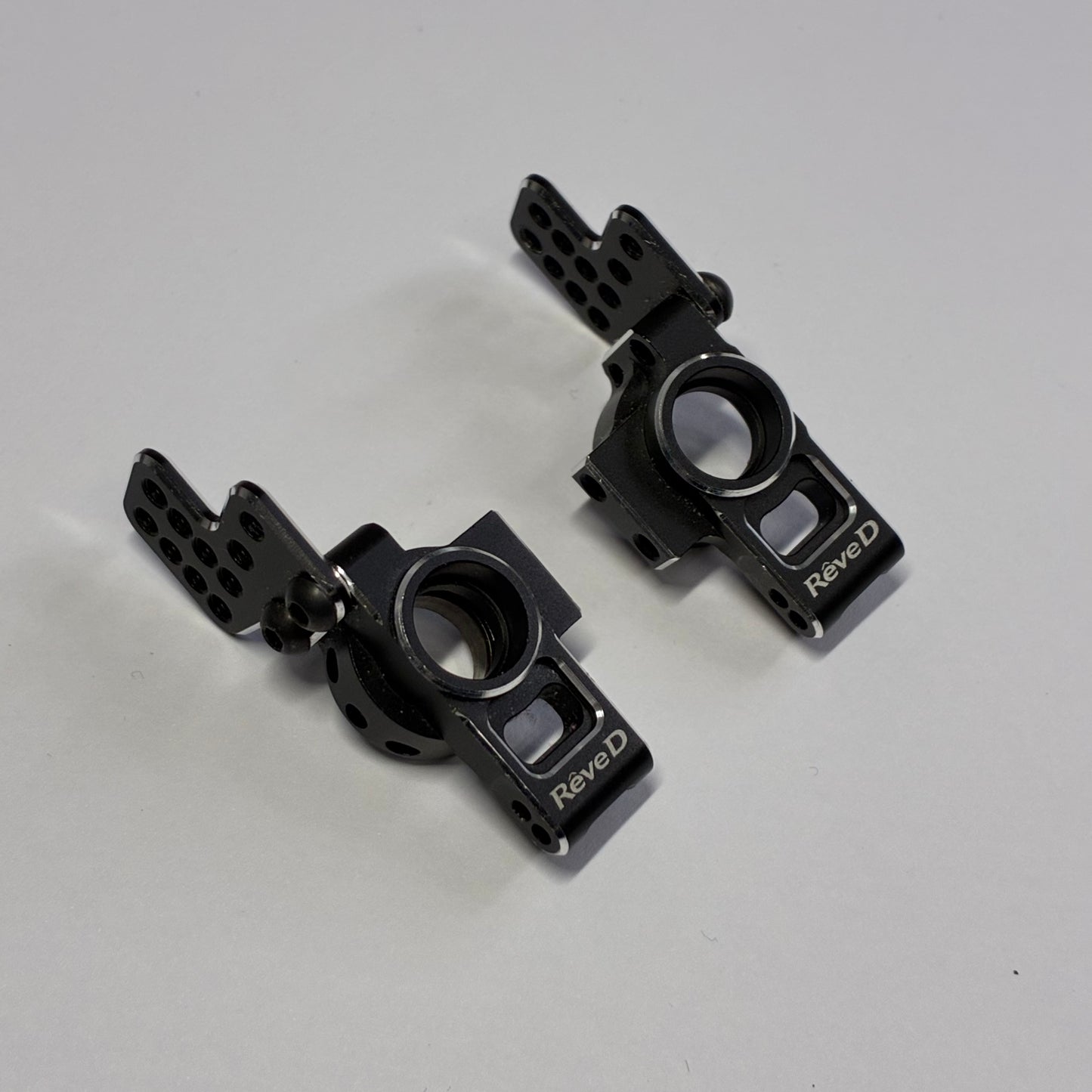 Reve D Rear Upright Hubs Black Alloy