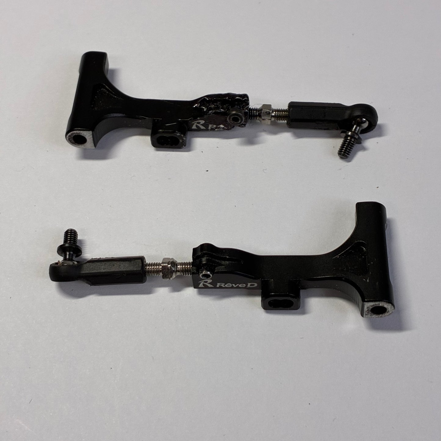 Reve D Front Lower Arms YD2 MC1 Black Alloy