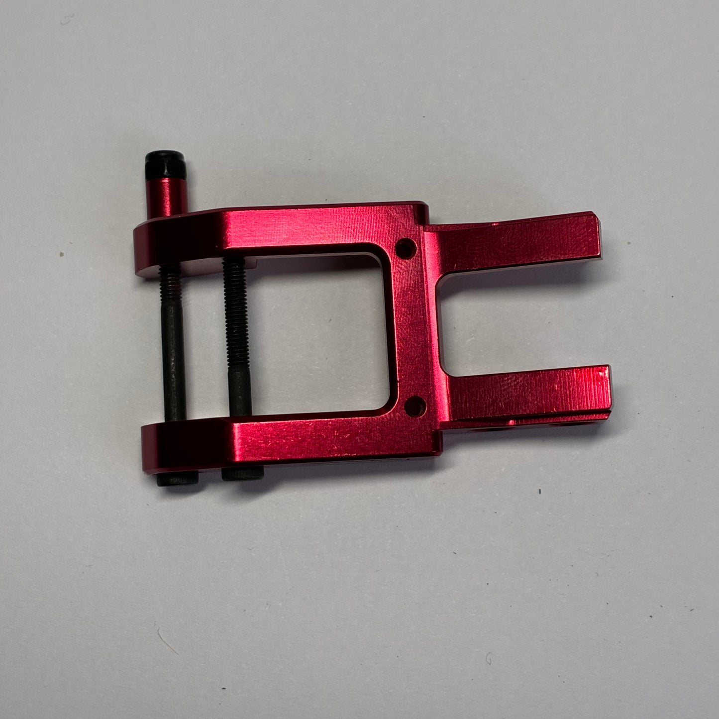 MST RMX 2.0 2.5 Red Alloy Rear Gearbox Adaptor Brace